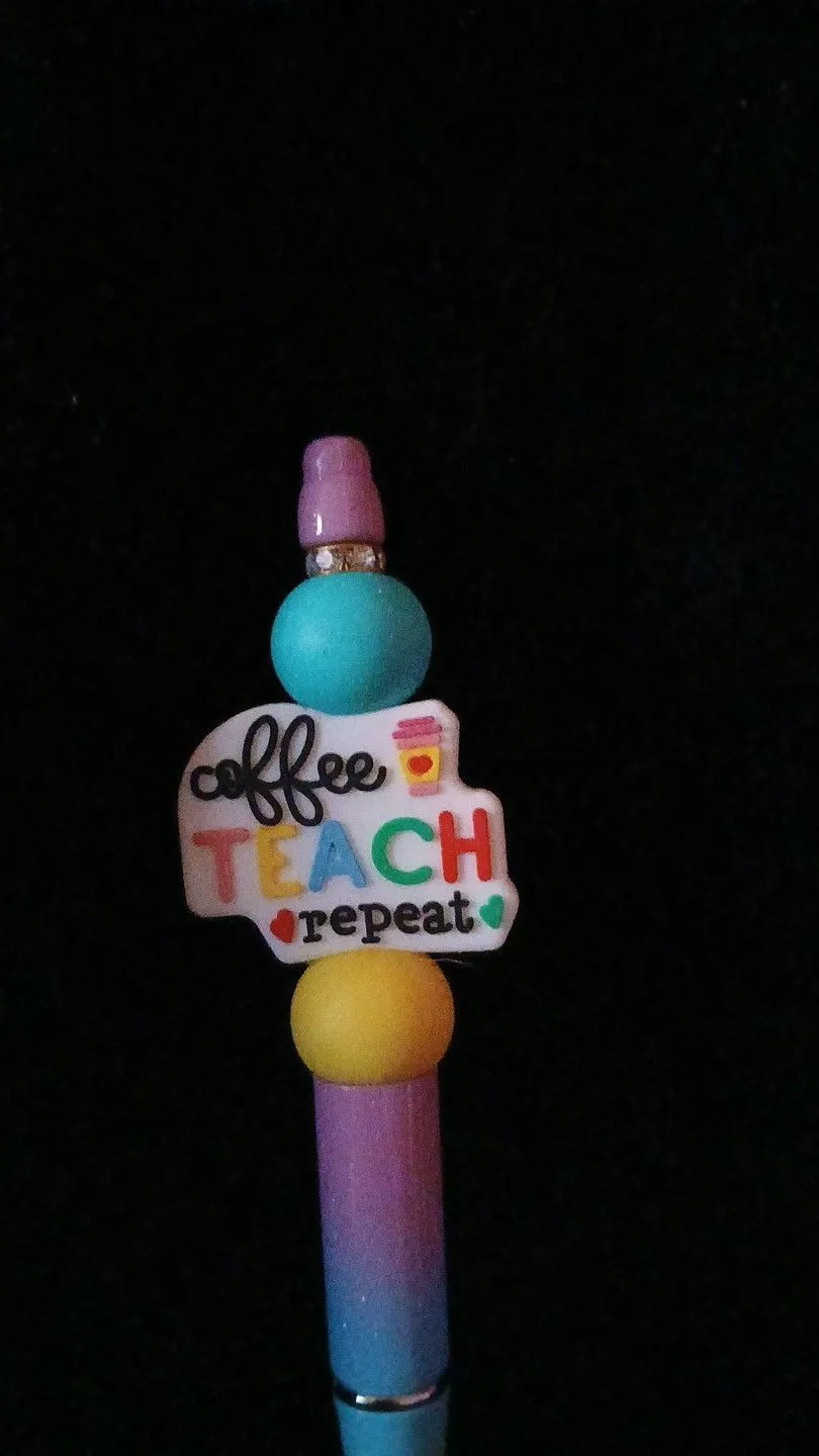 Listing Image Blurred Background