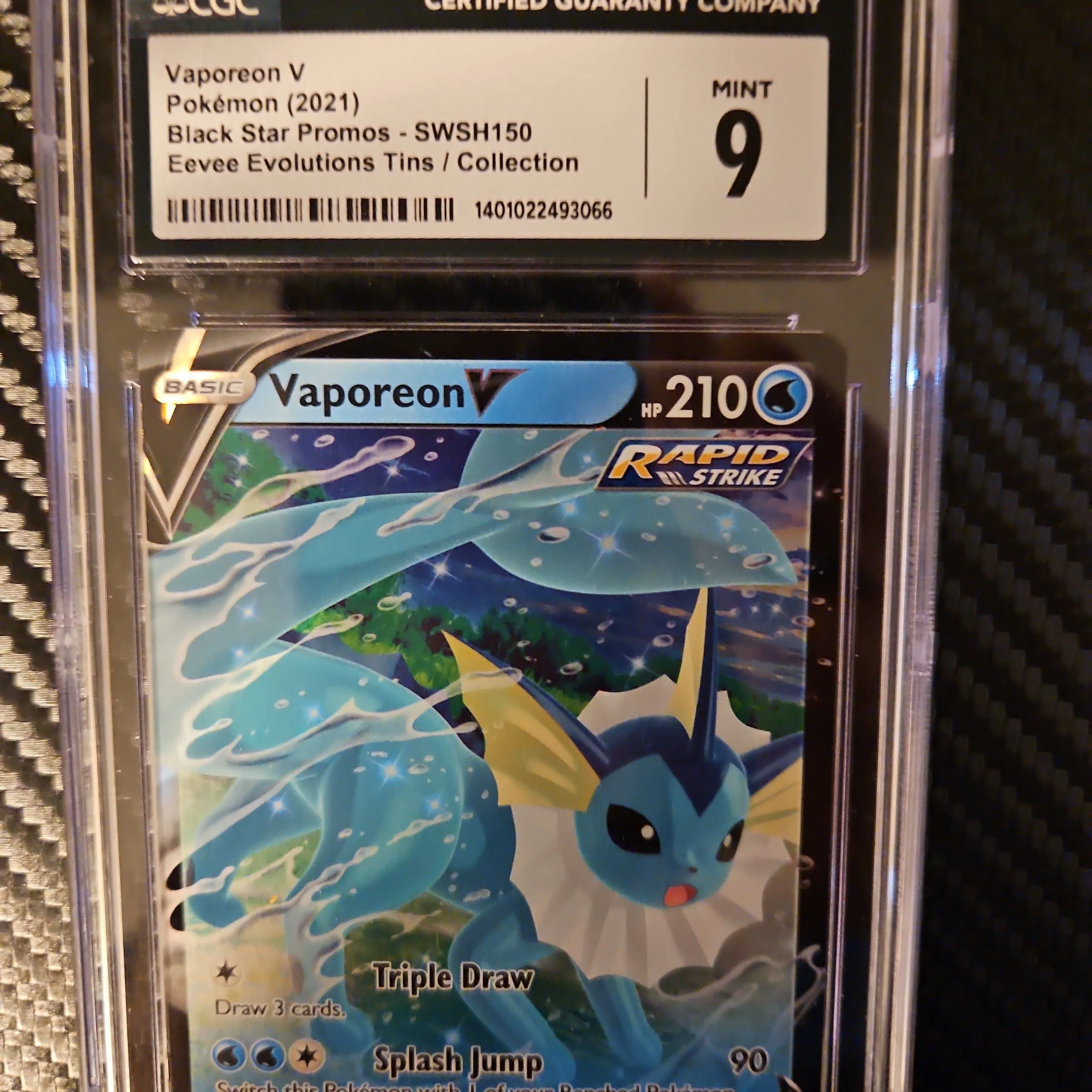 Product image for Vaporeon V