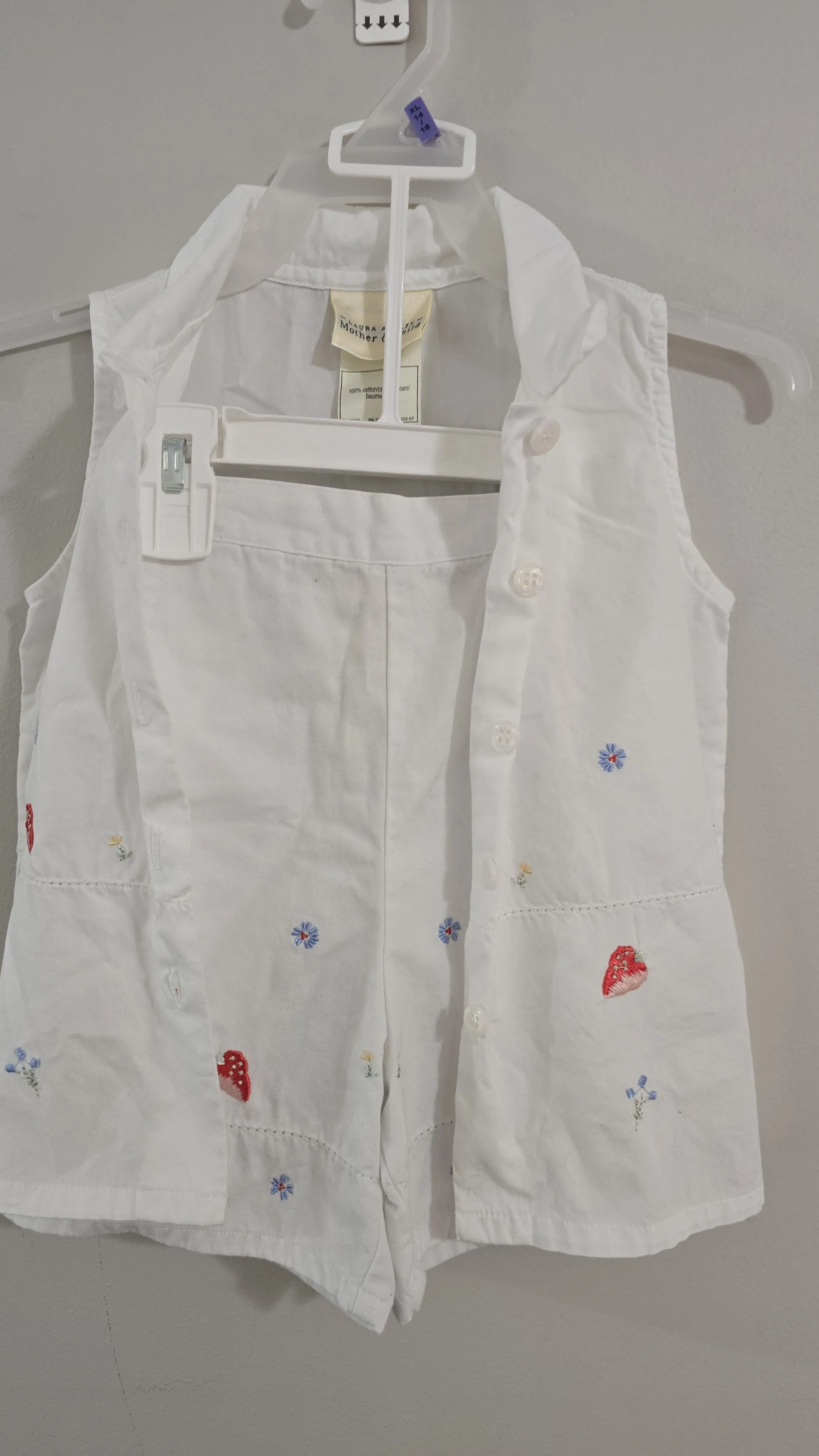 Product image for Laura Ashley Embroidered Strawberries White Set