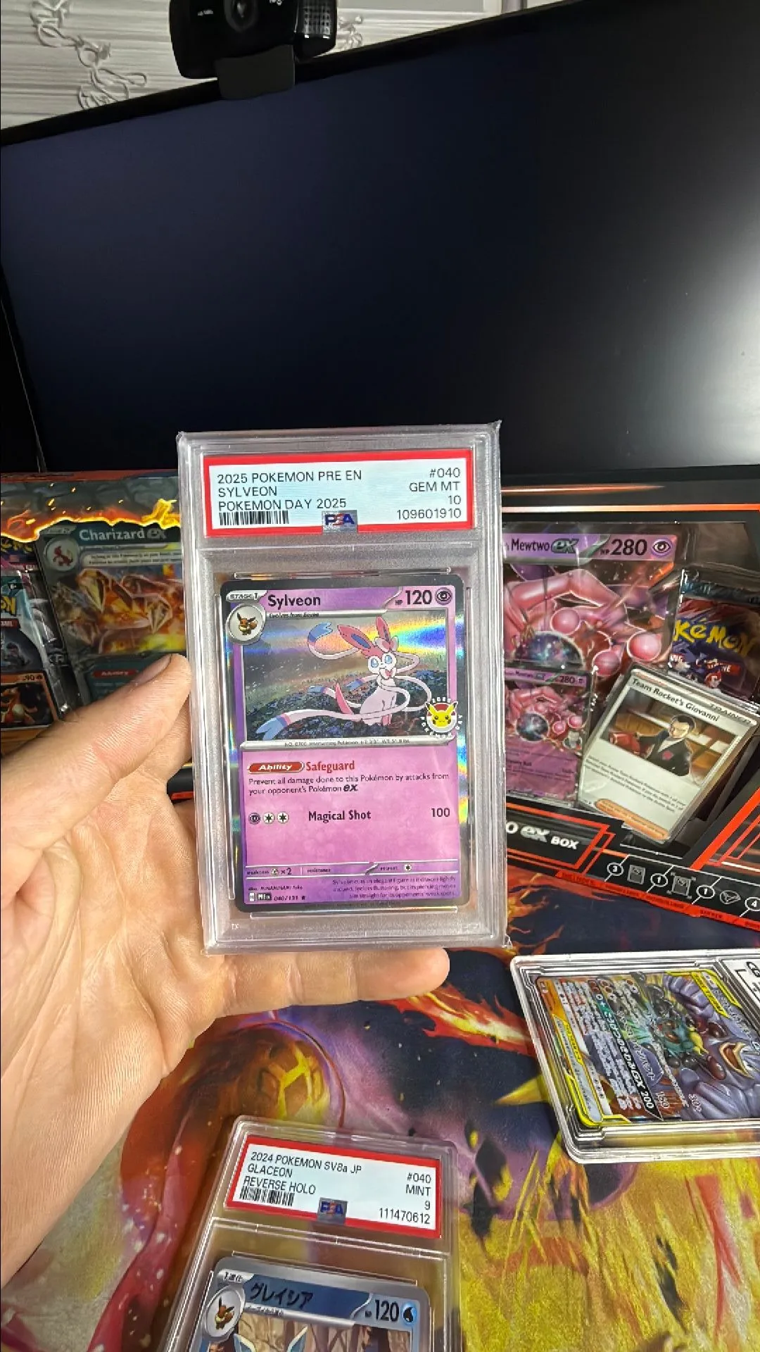 Product image for Pokémon day sylveon psa 10