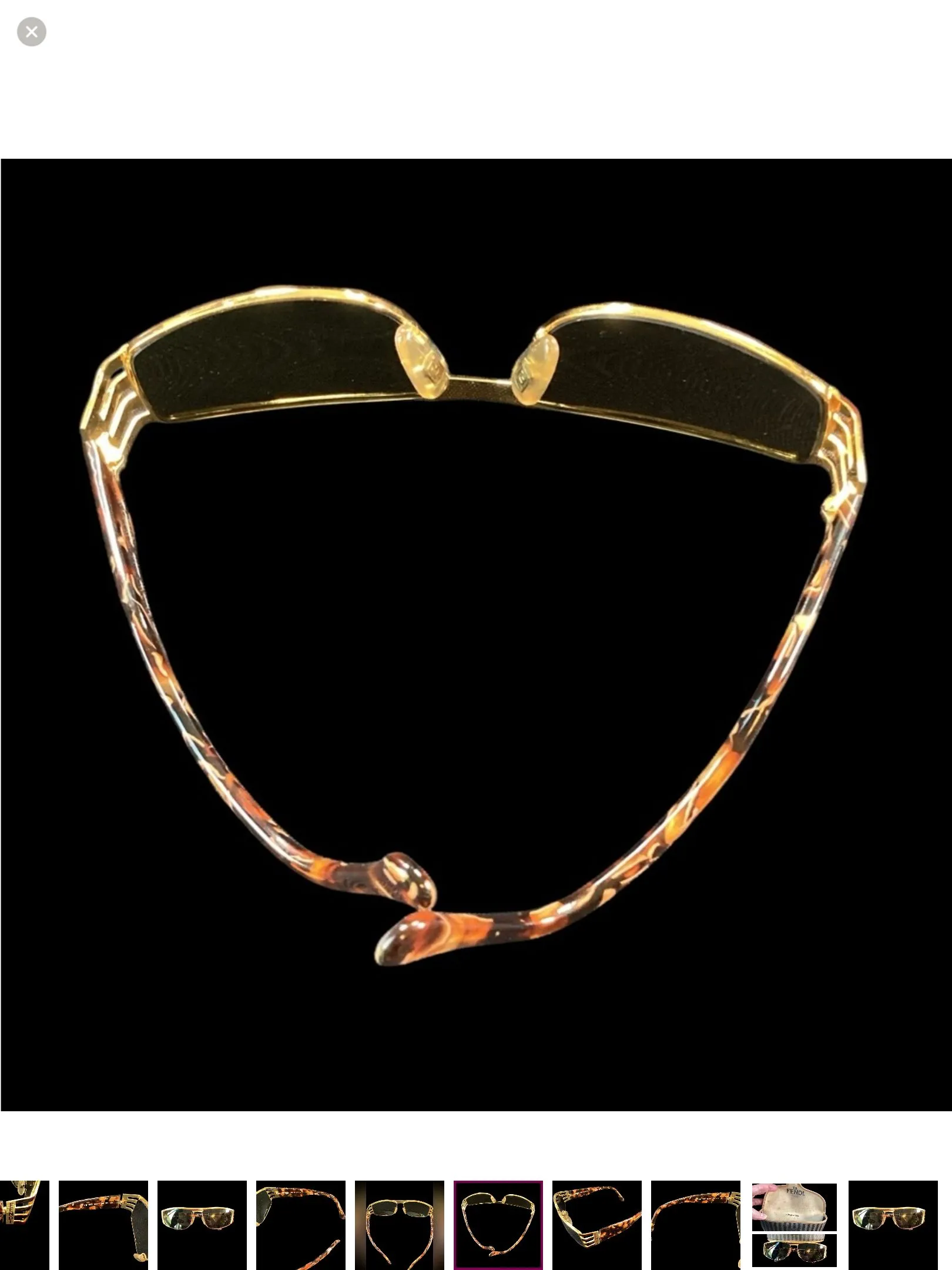 Listing Image Blurred Background
