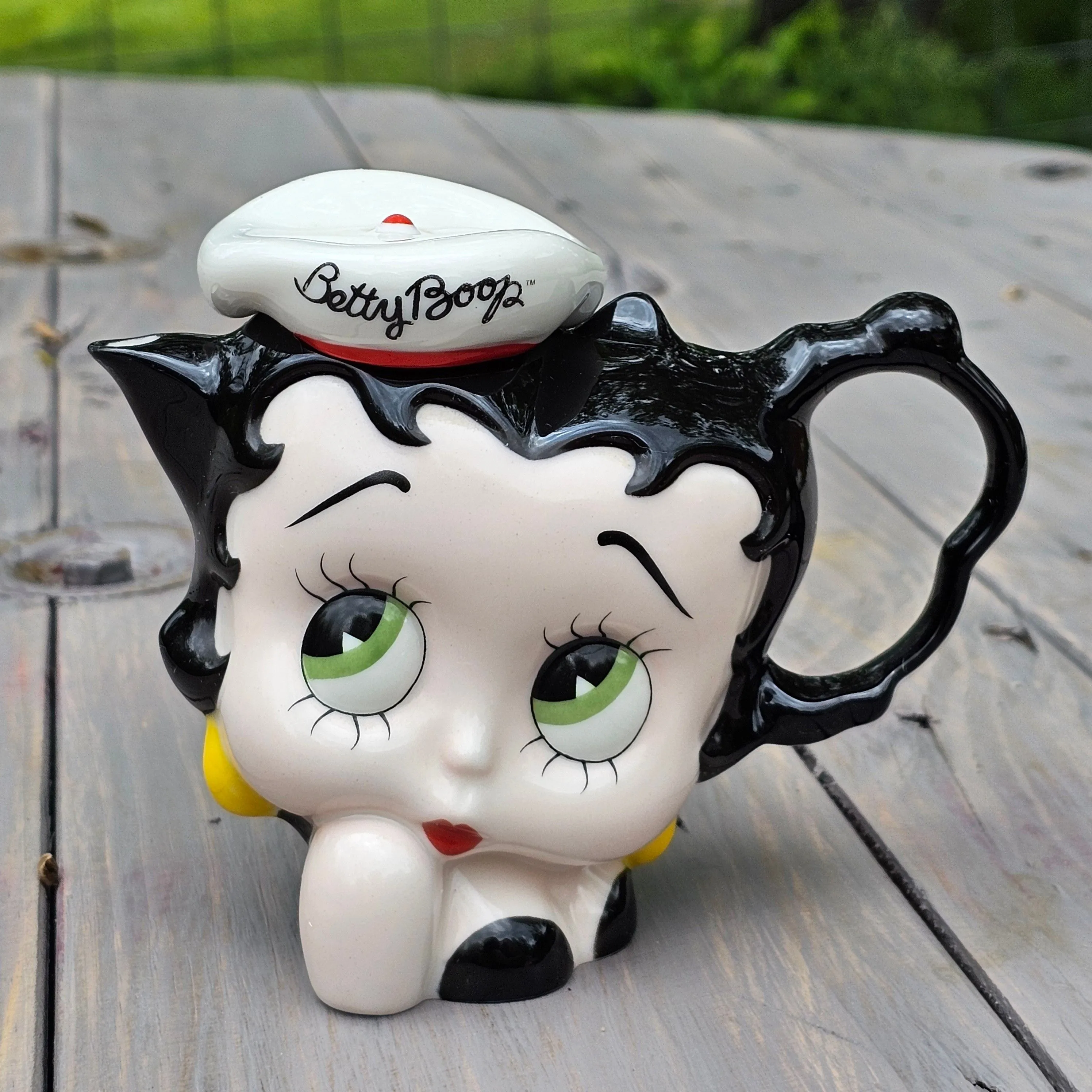 Product image for Betty Boop Tea Pot Cardew Collectibles 
