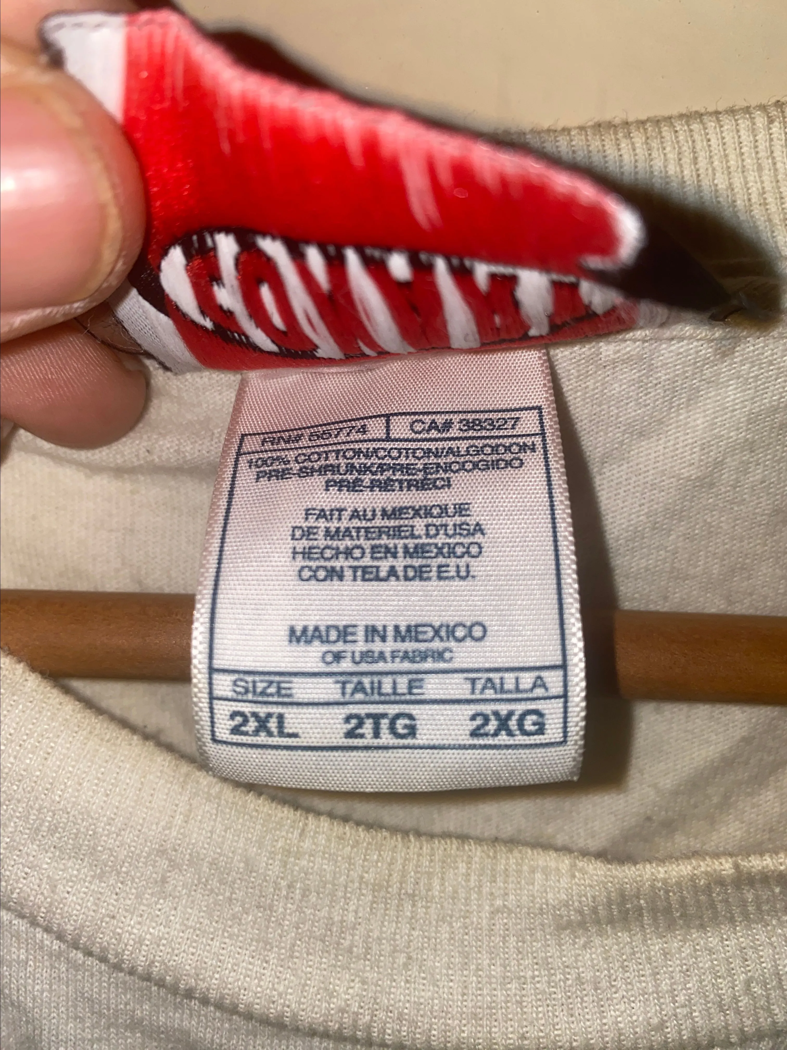 Listing Image Blurred Background