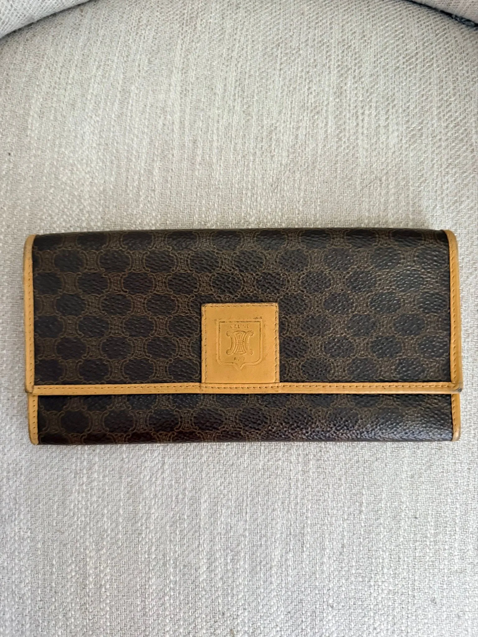 4e09c2dd-55c5-4c1c-8106-aed304087dcd