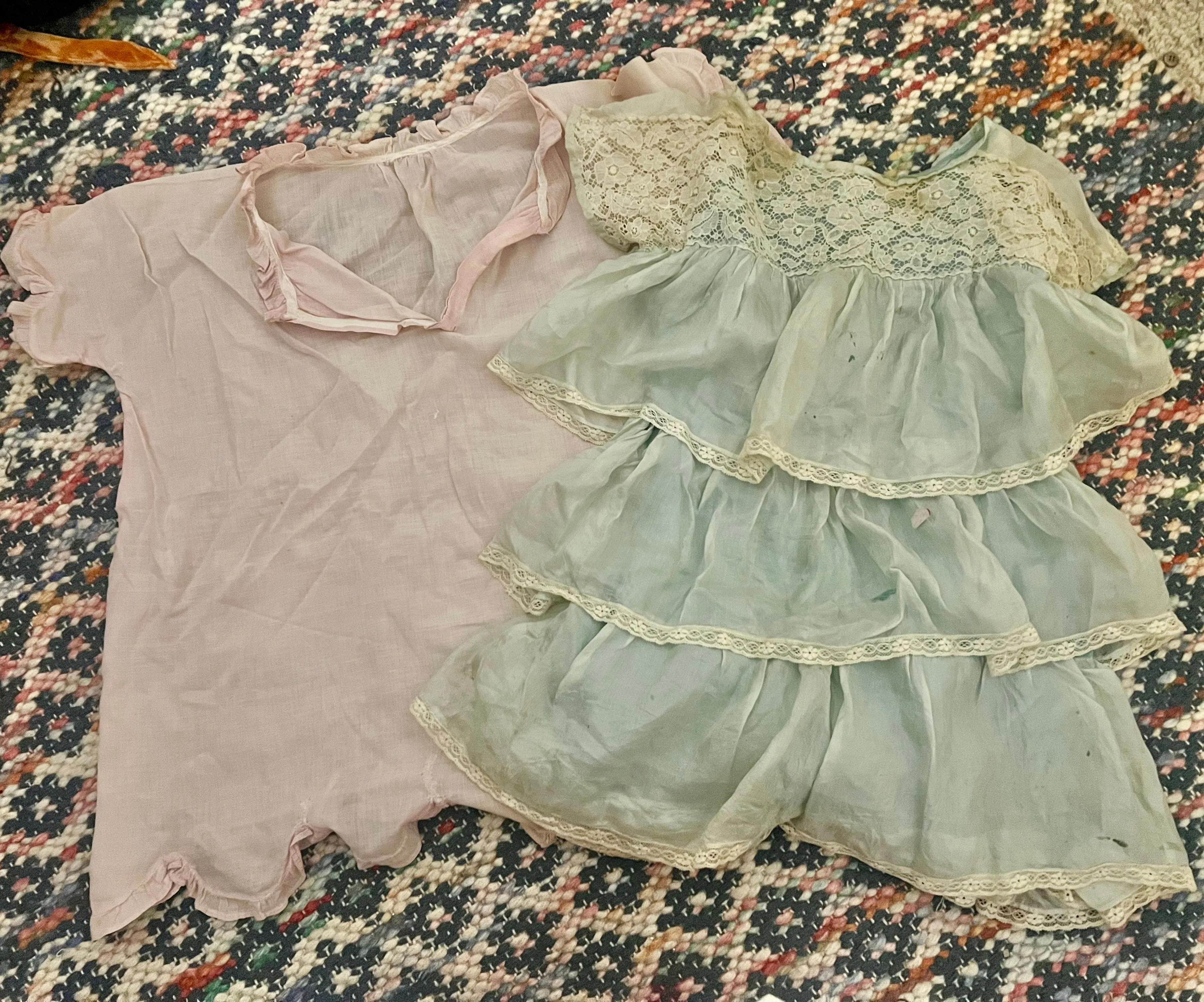 Product image for 093. Antique kids lot/est Sz 4