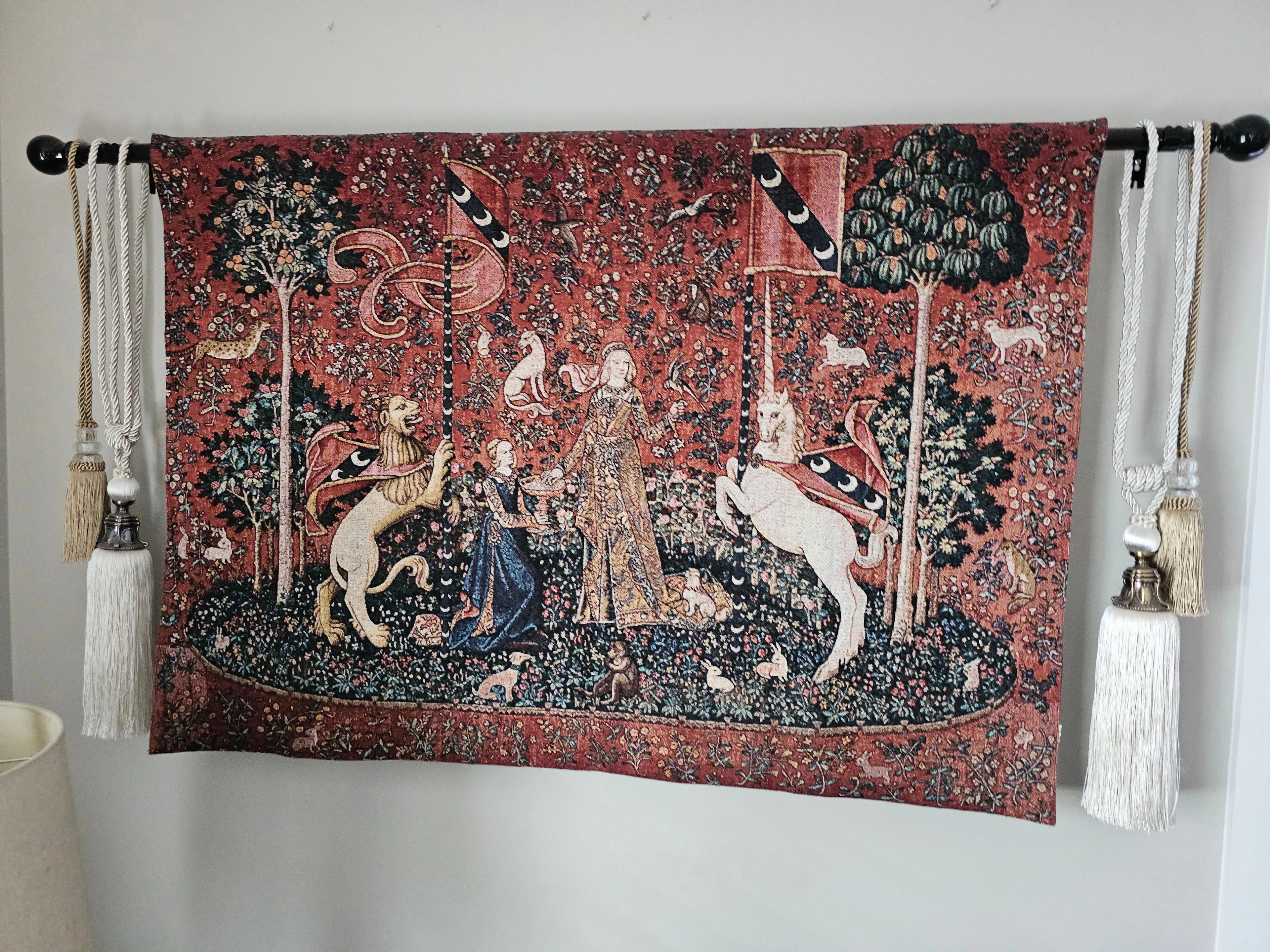Product image for "Lady and the unicorn" series Wall Tapestry