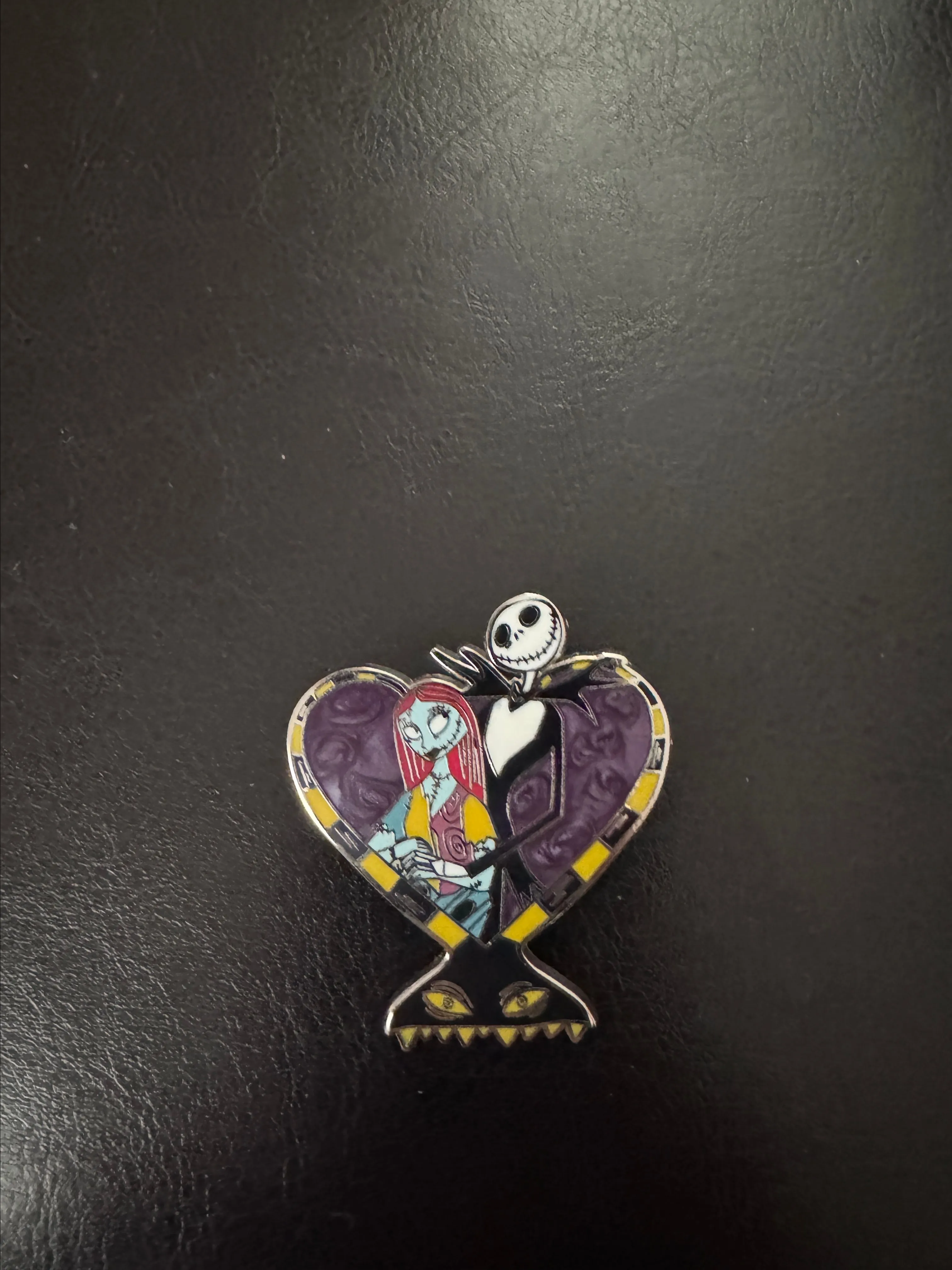 Product image for Disney Nightmare Before Christmas - Jack and Sally Harlequin Demon Heart pin