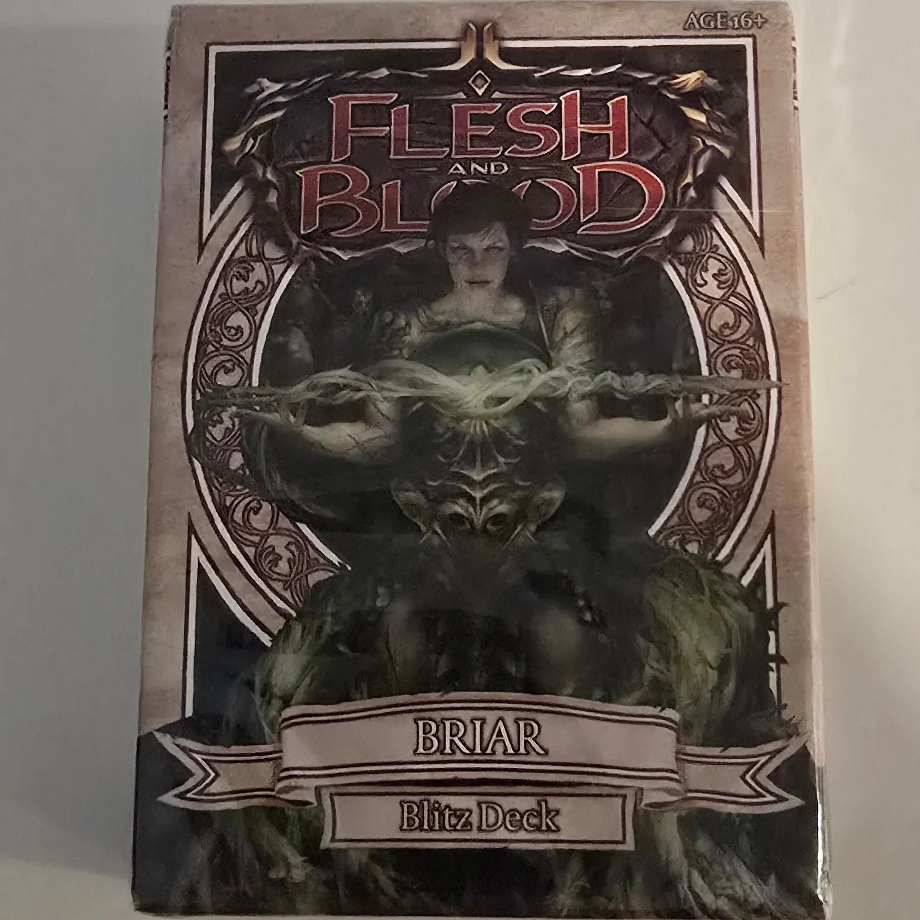 Product image for Flesh and blood briar blitz deck new sealed