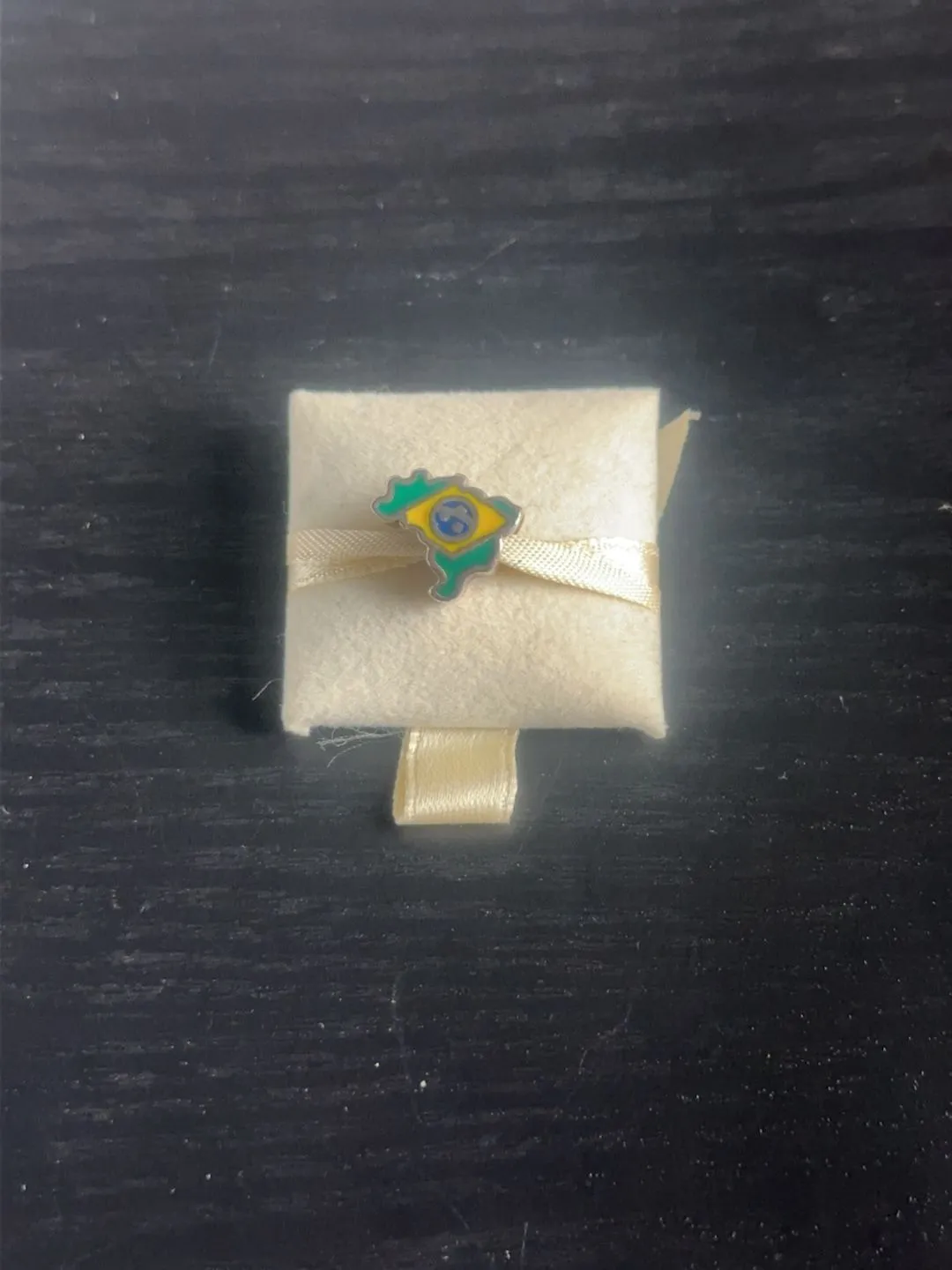 4f14c5fc-89ec-4d40-80db-3791e19b4c8c