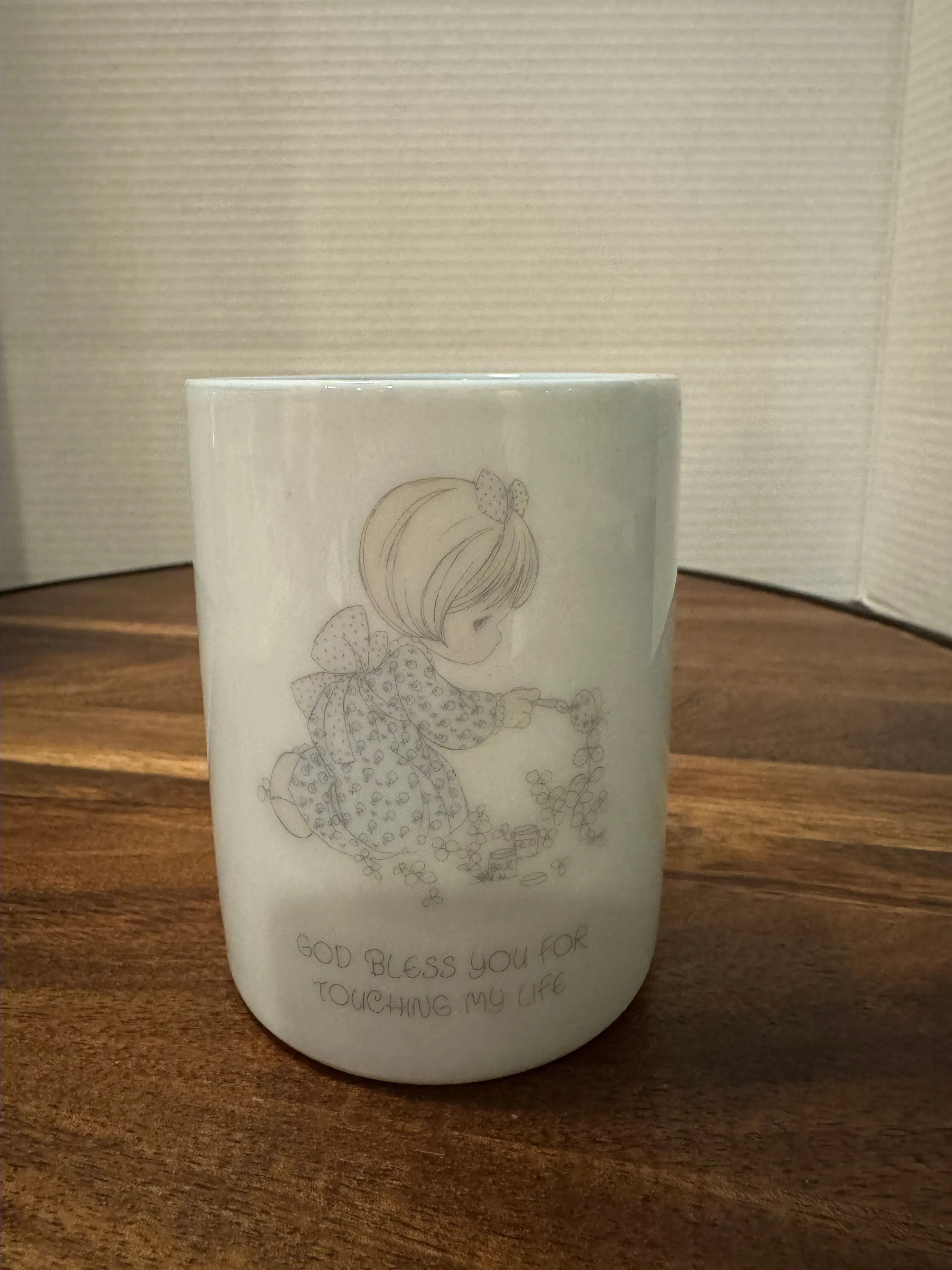Product image for Vintage 1987 precious moments cup