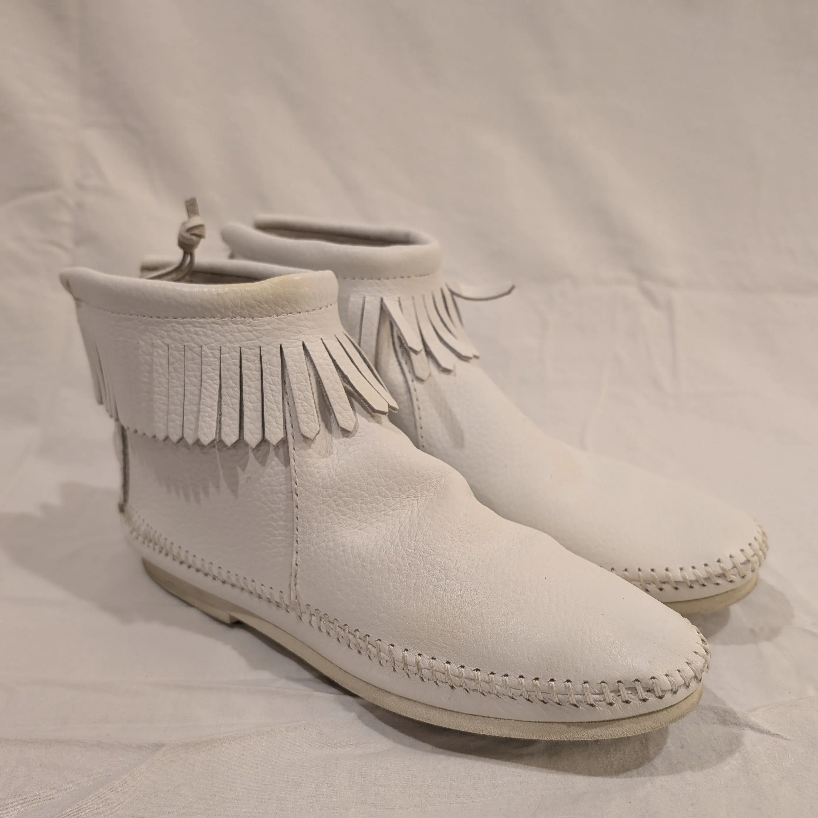 Product image for 60s White Moccasin Booties with Fringe and Zip up Back