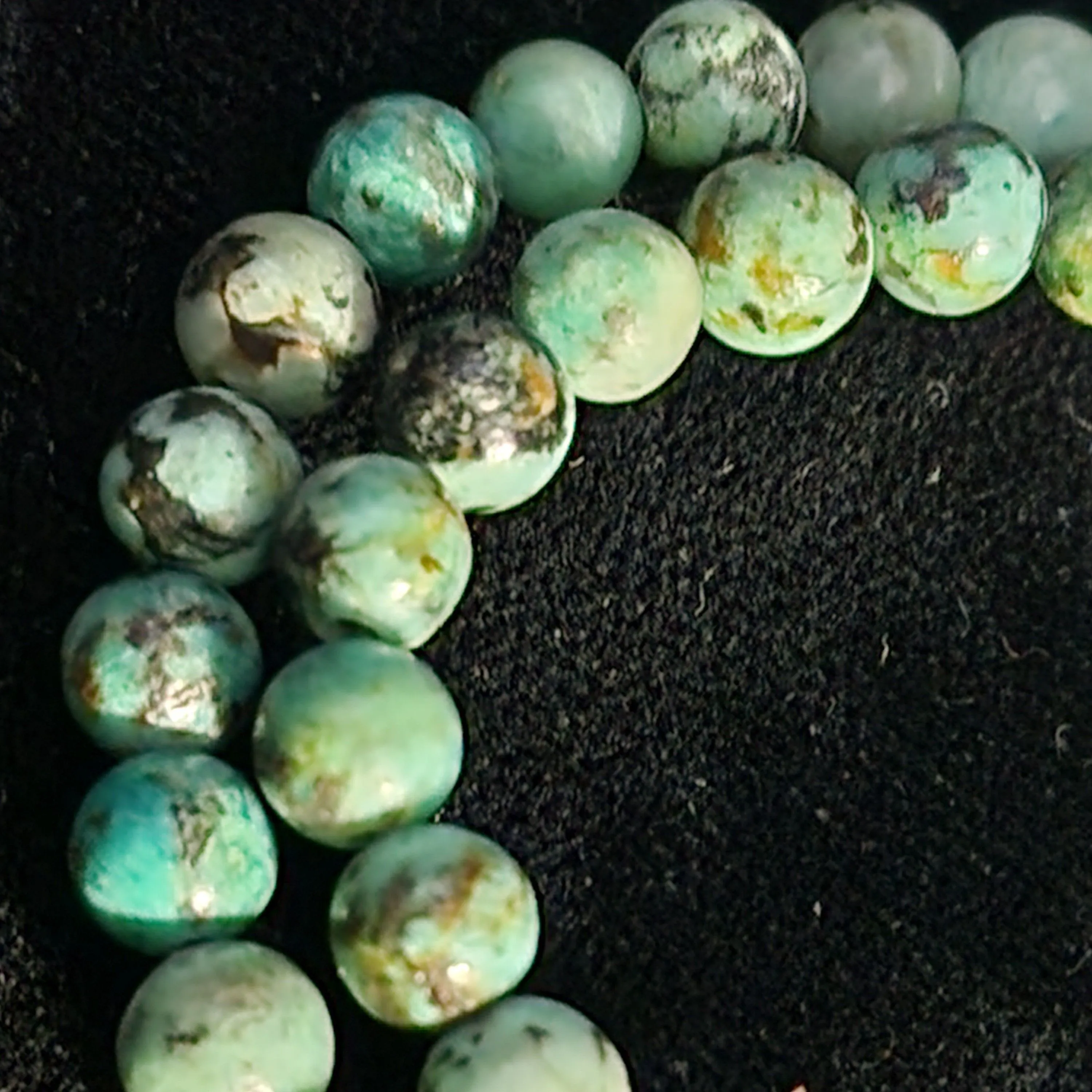 Product image for #24K: African Turquoise (A) Round Beads, 4-5mm