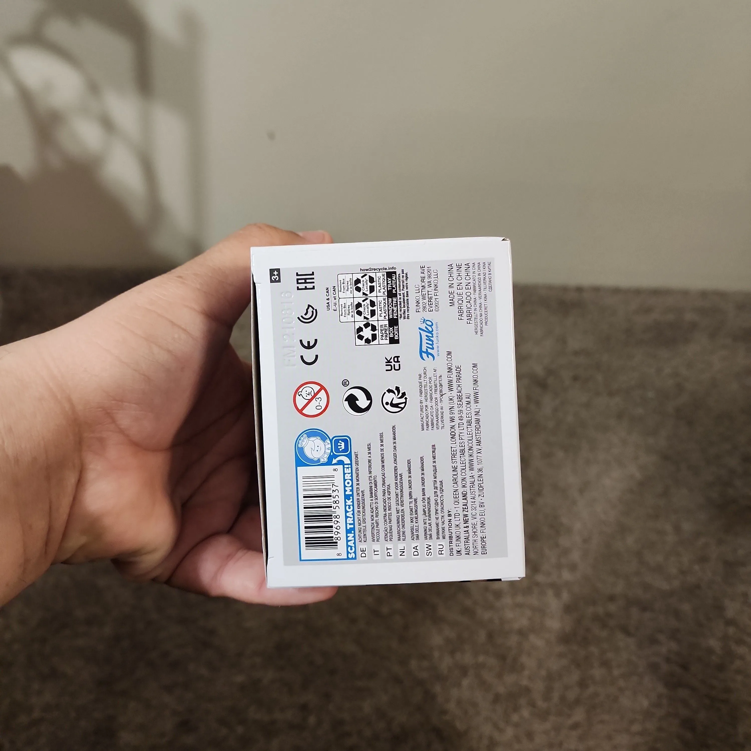 Listing Image Blurred Background
