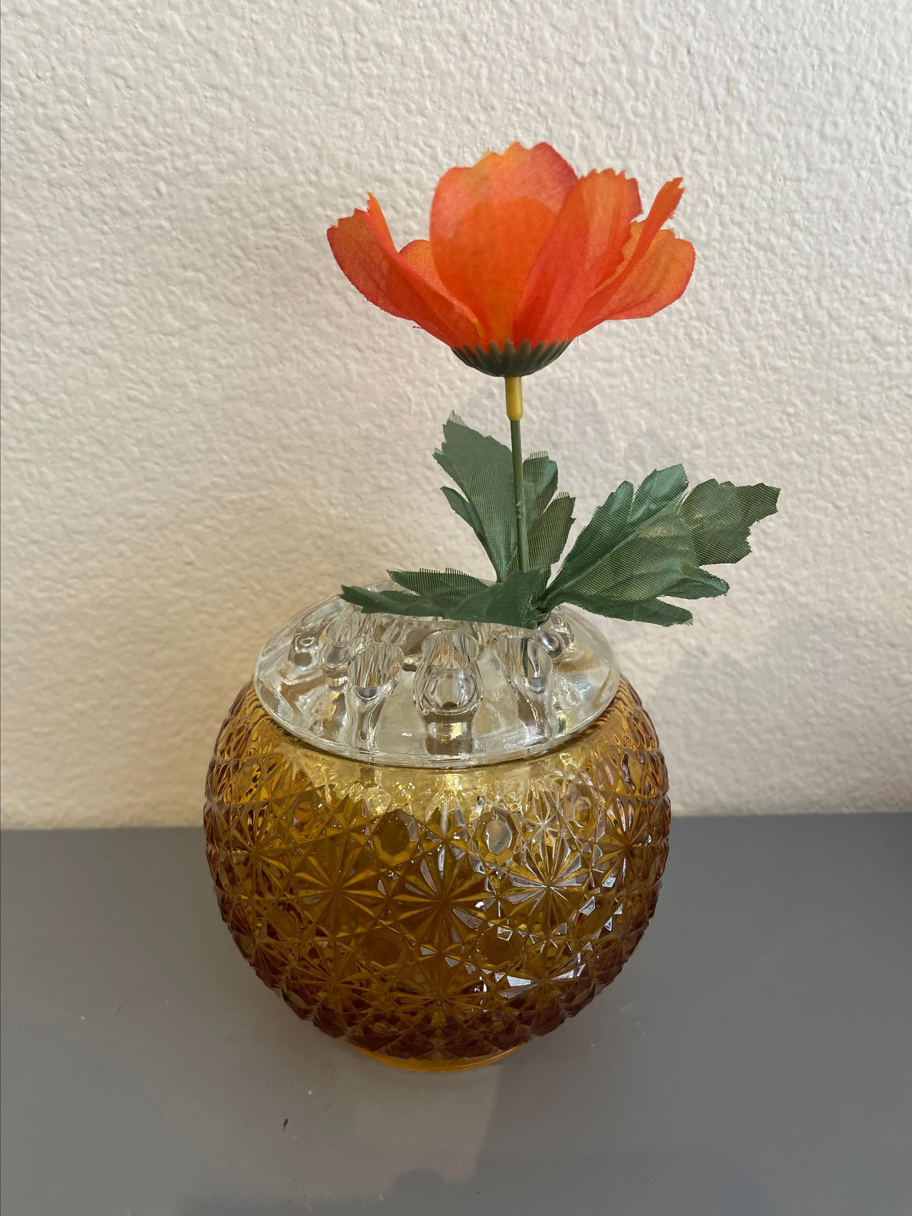 Product image for 803 LE Smith Amber Daisy & Button Flowerlite
