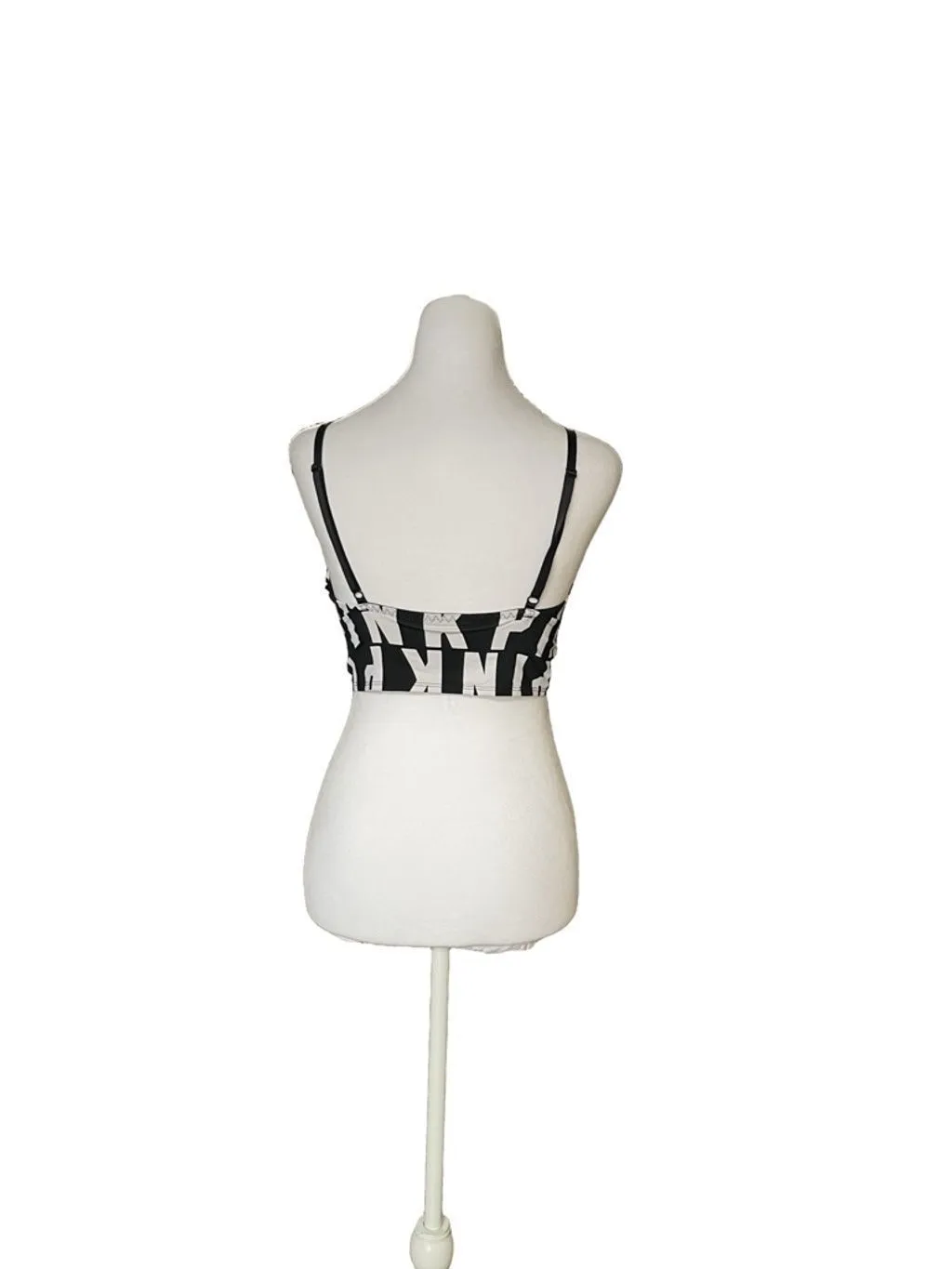 Listing Image Blurred Background