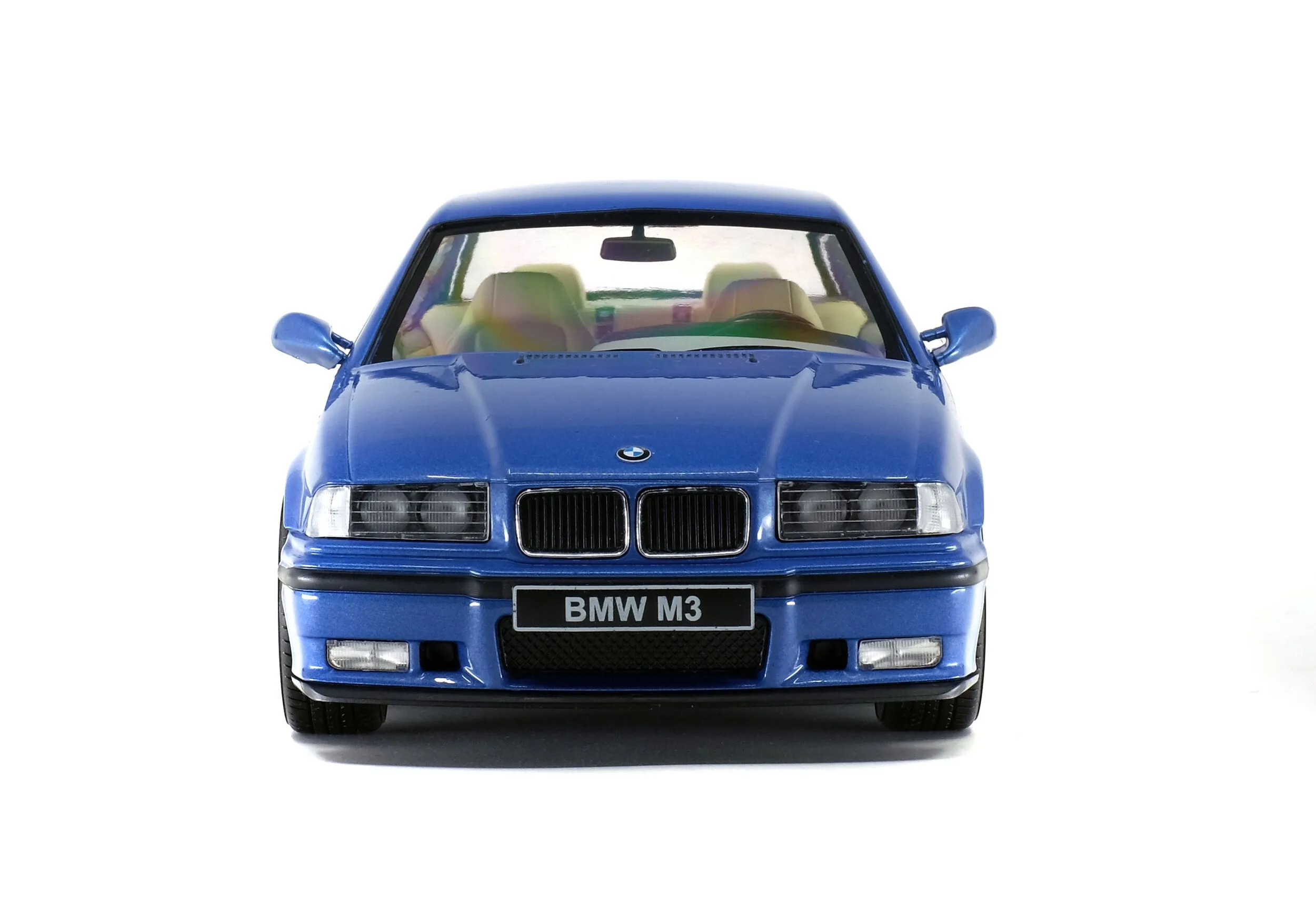 Listing Image Blurred Background