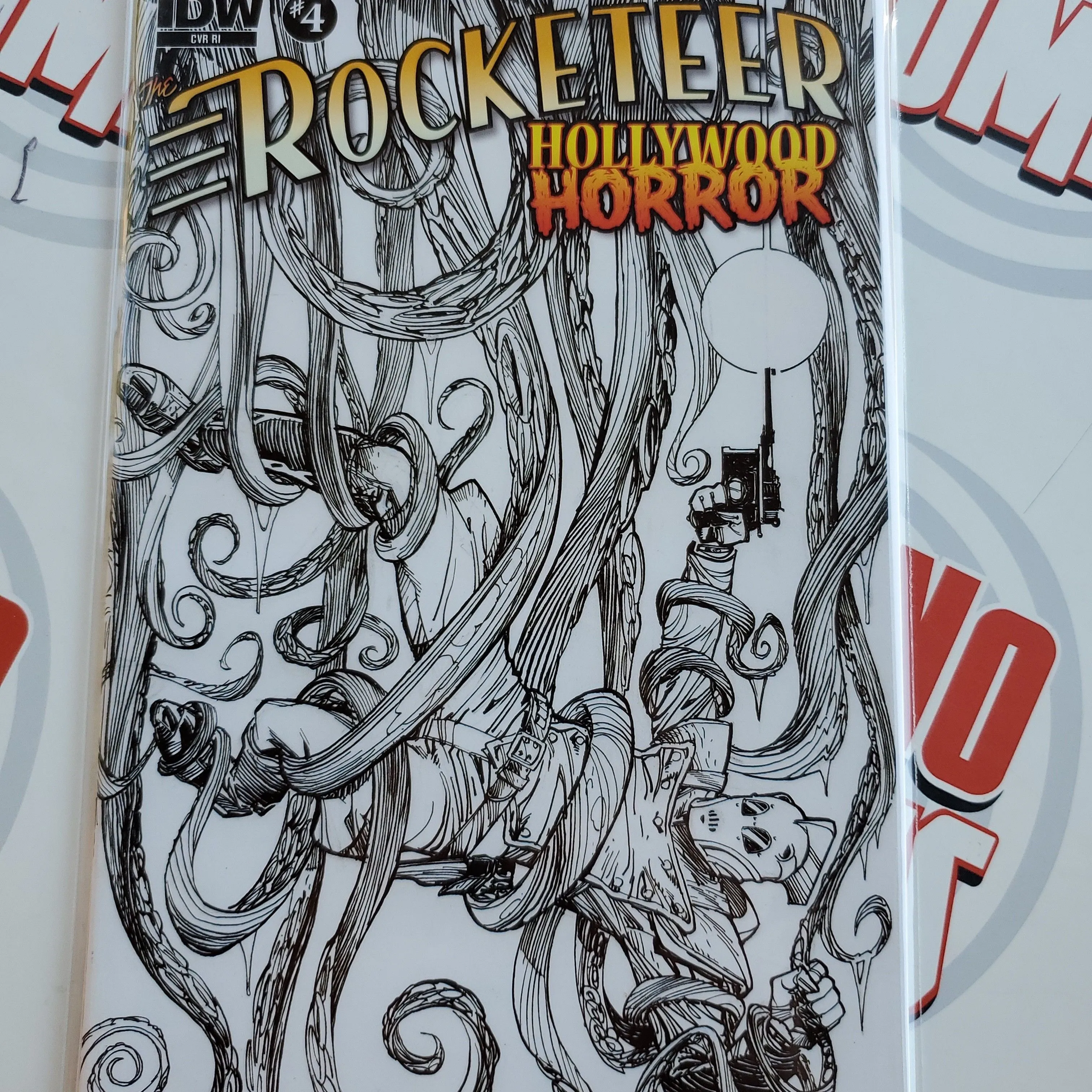 Product image for Rocketeer Hollywaood Horror #4 Walt Simonson Retailer Incentive Variant B&W 1:10