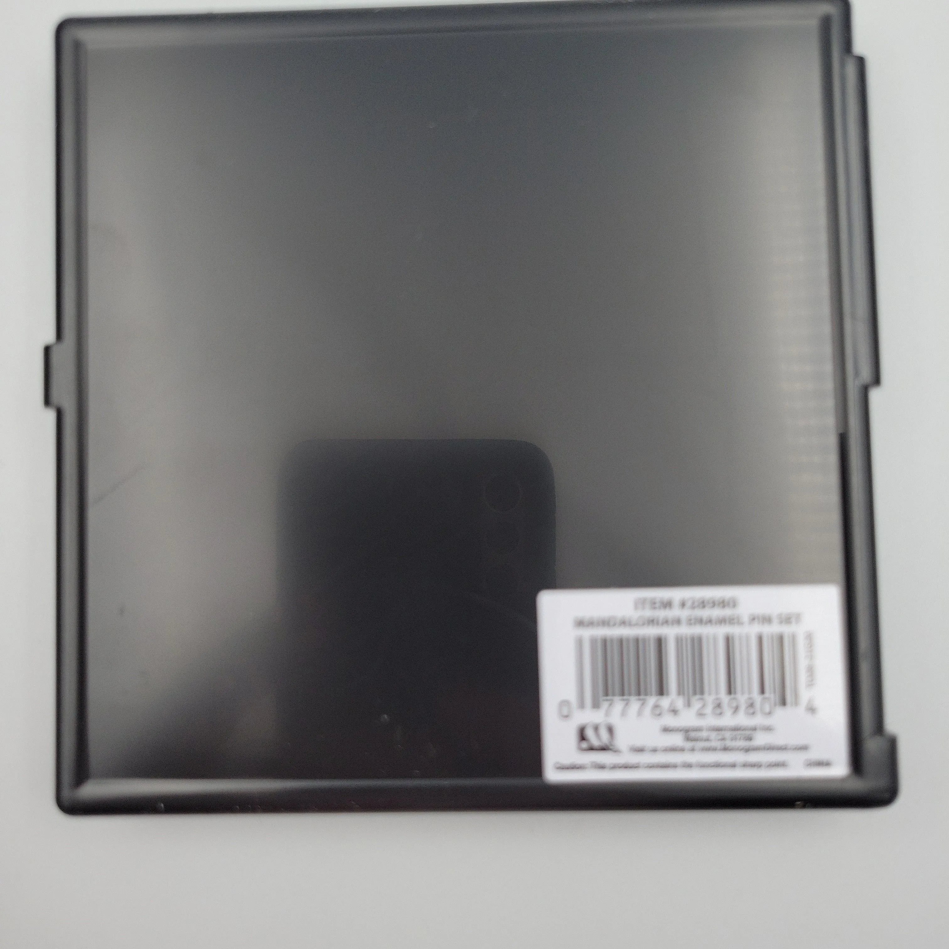 Listing Image Blurred Background