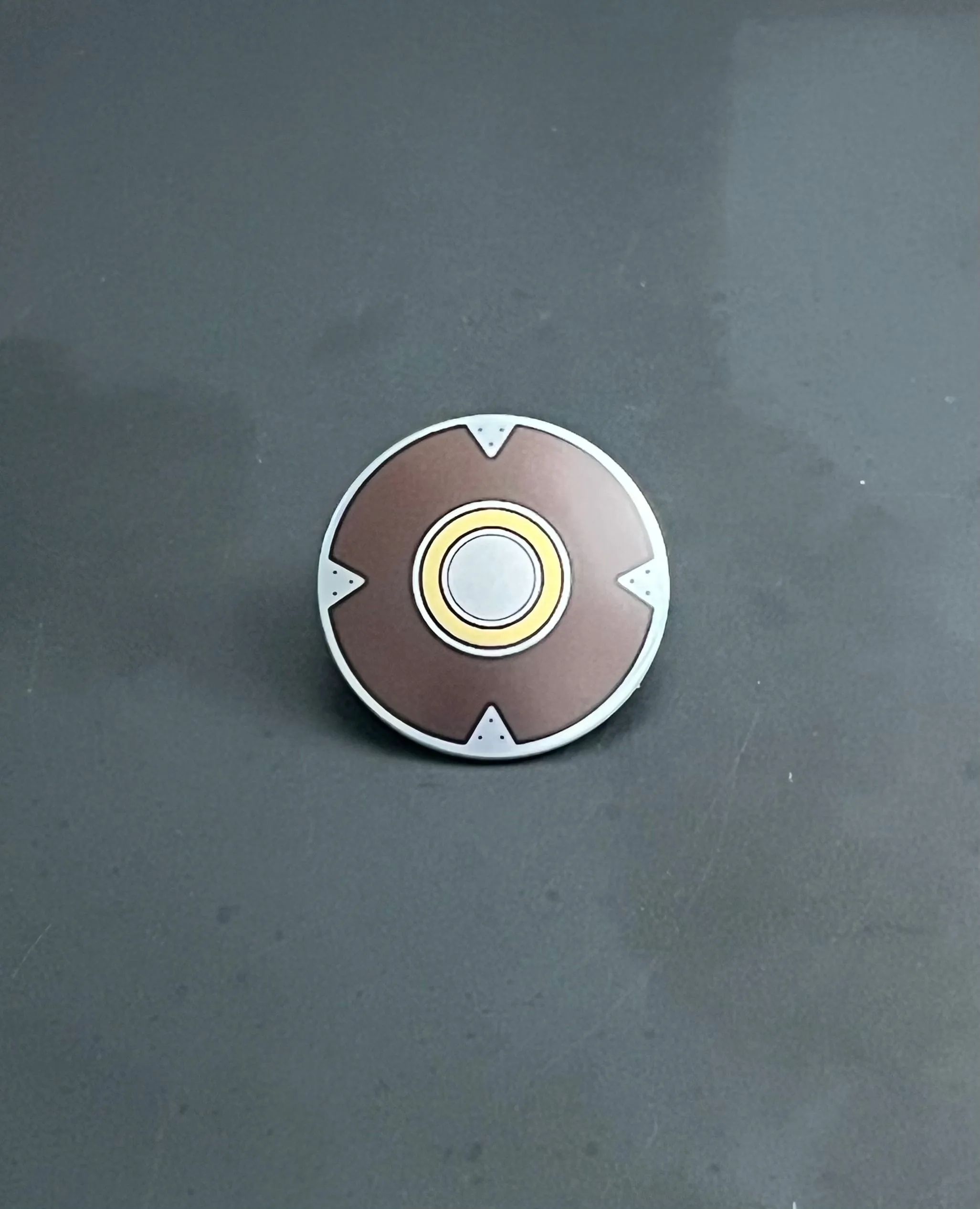 Product image for Shield: Convex Face w/Silver, Gold, and Dark Brown Concentric Rings