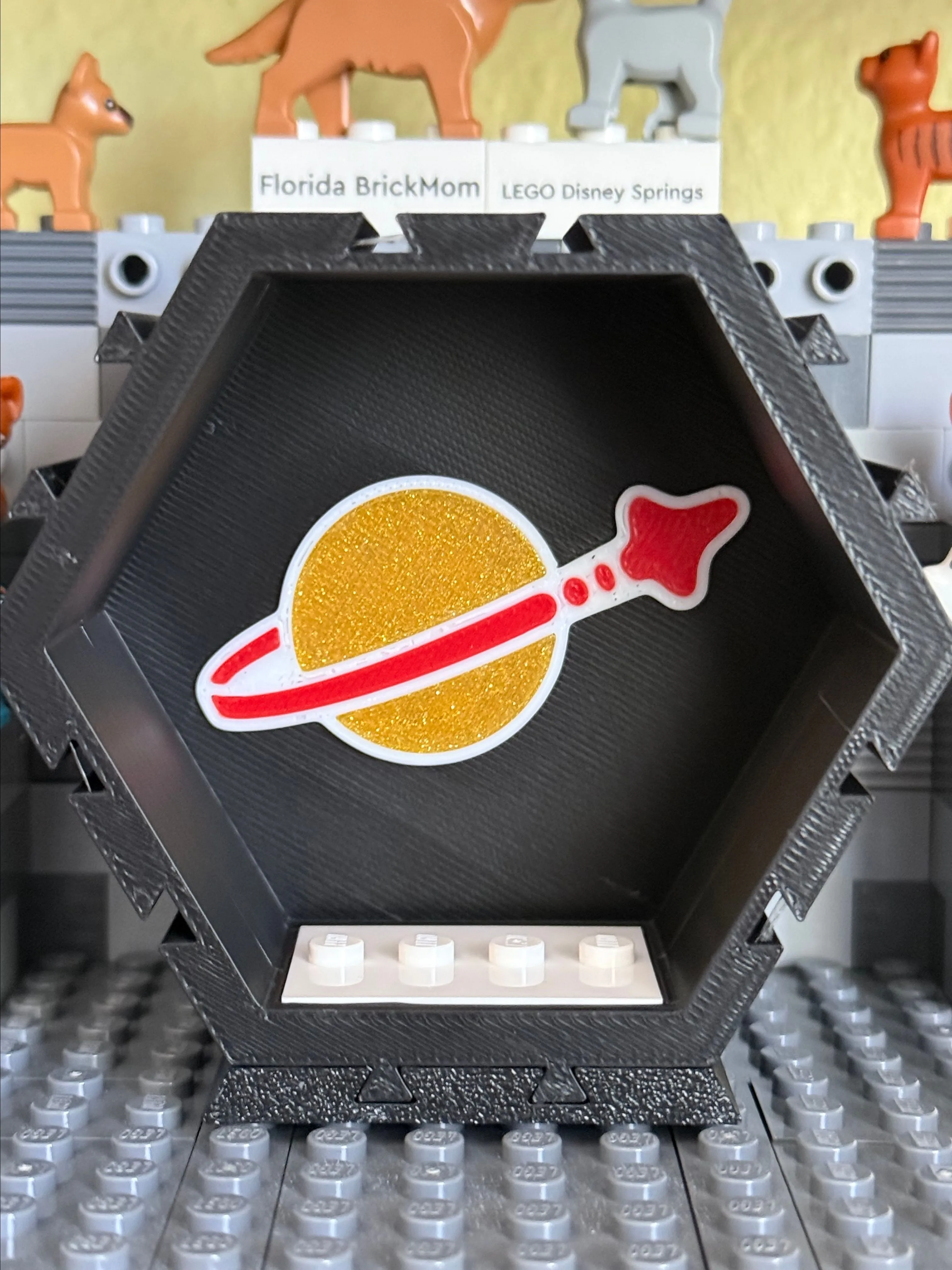 Product image for 1 x FBM Custom Minifigure Display - Black Space