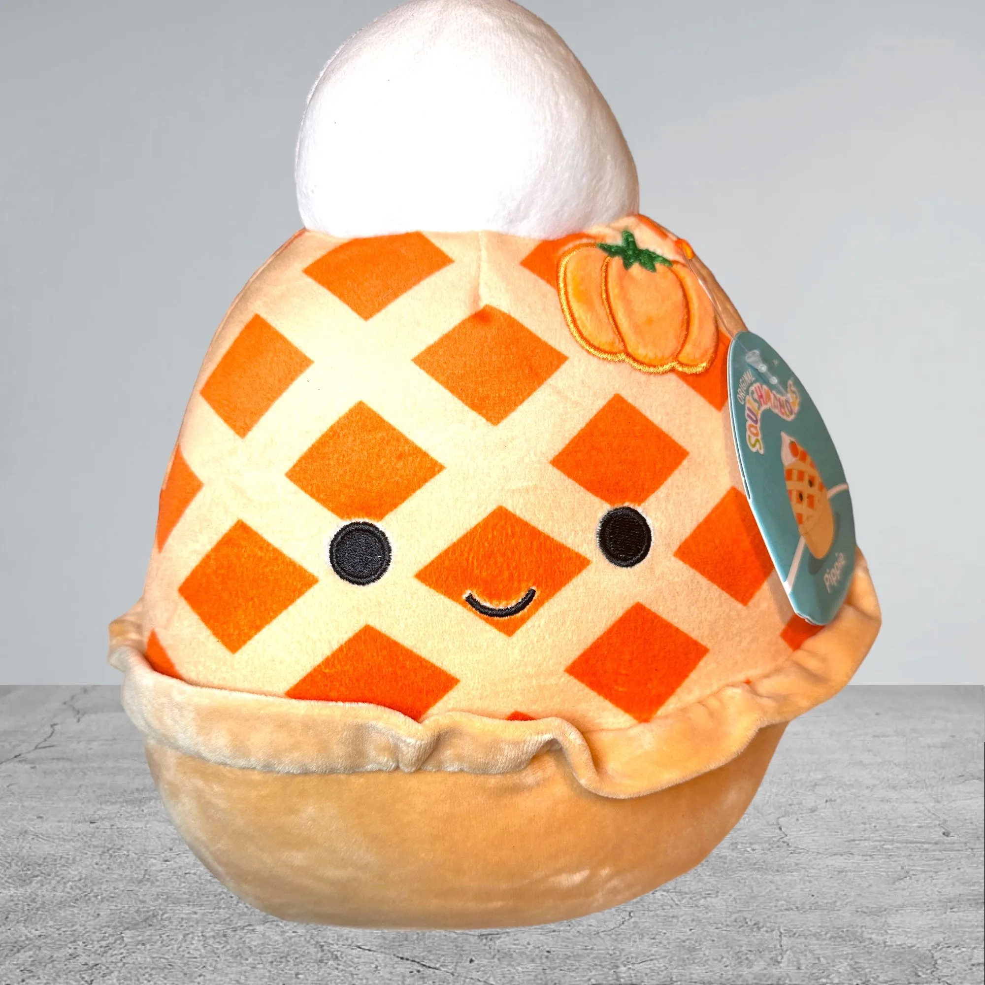Product image for Squishmallow Pippie The Pie