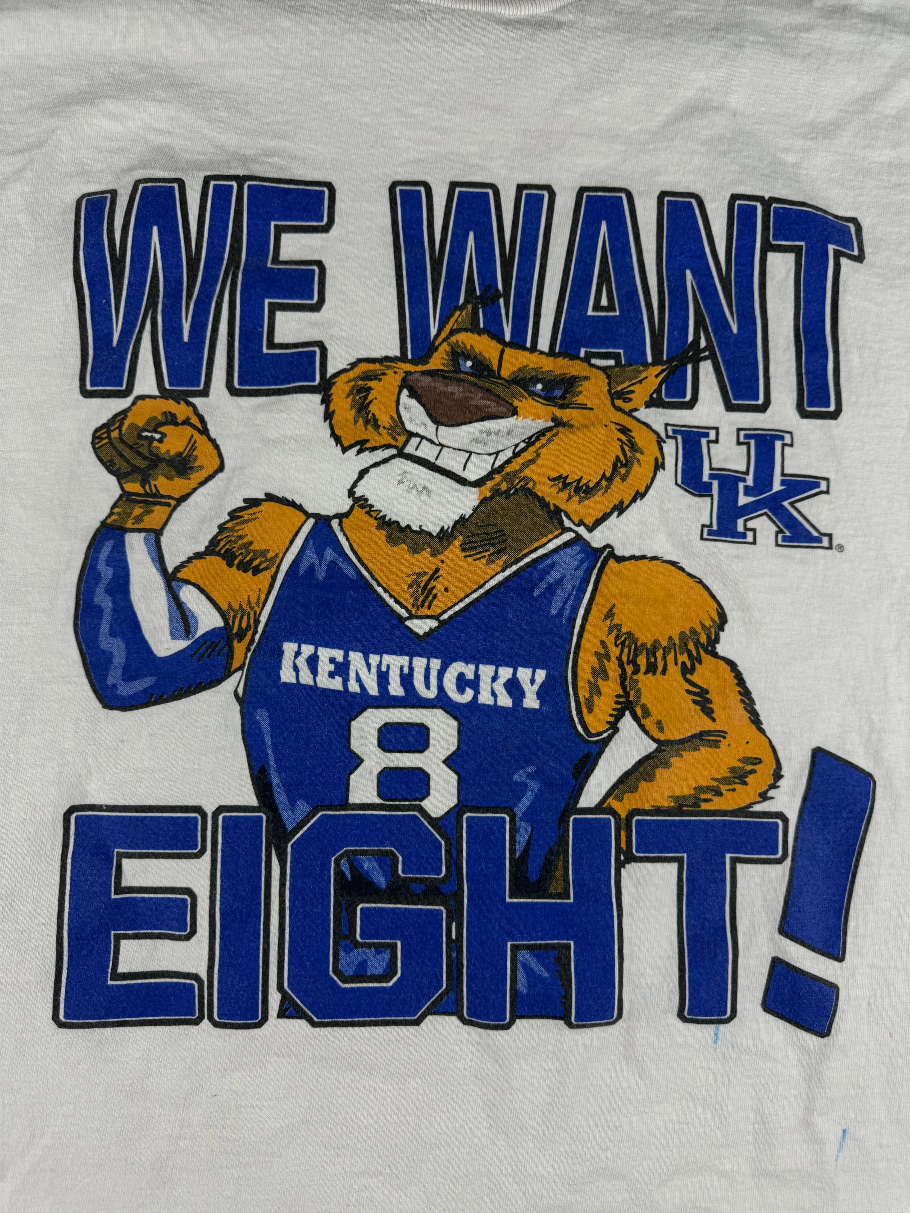 Product image for XL Vtg Y2K Eight Champs Uk Wildcats Tee