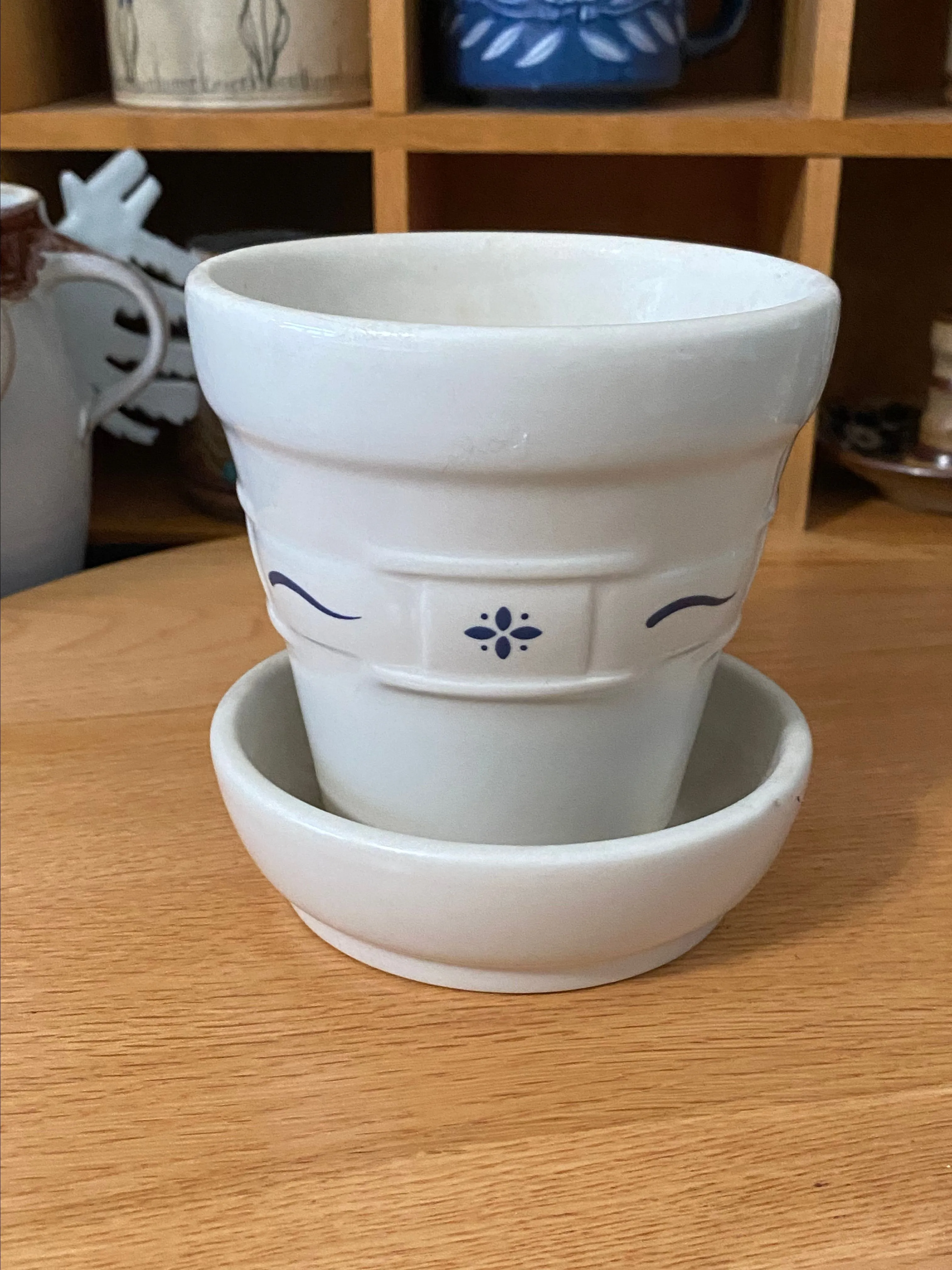 Product image for #003 Longaberger Planter Medium planter Pot  Blue