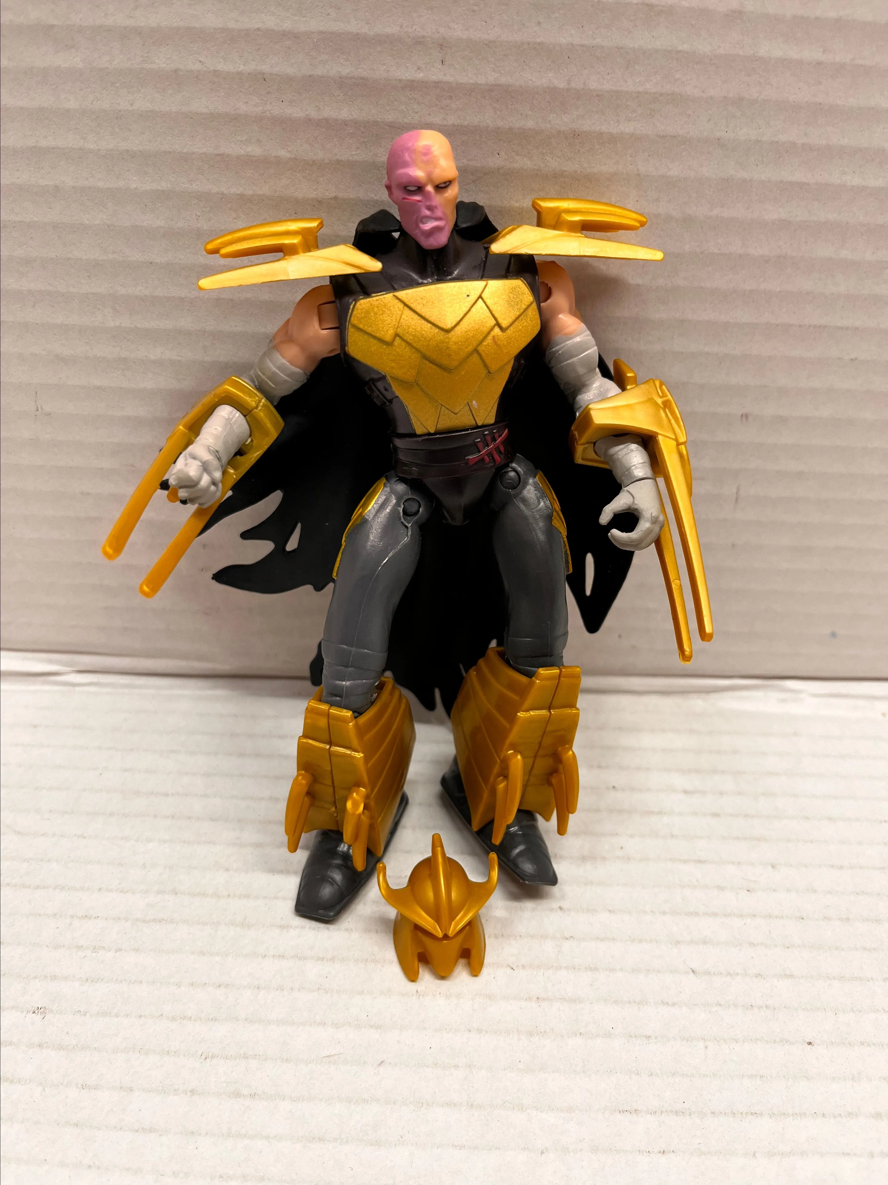 Product image for Tales of Teenage Mutant Ninja Turtles 5" Brutal Shredder Figure TMNT