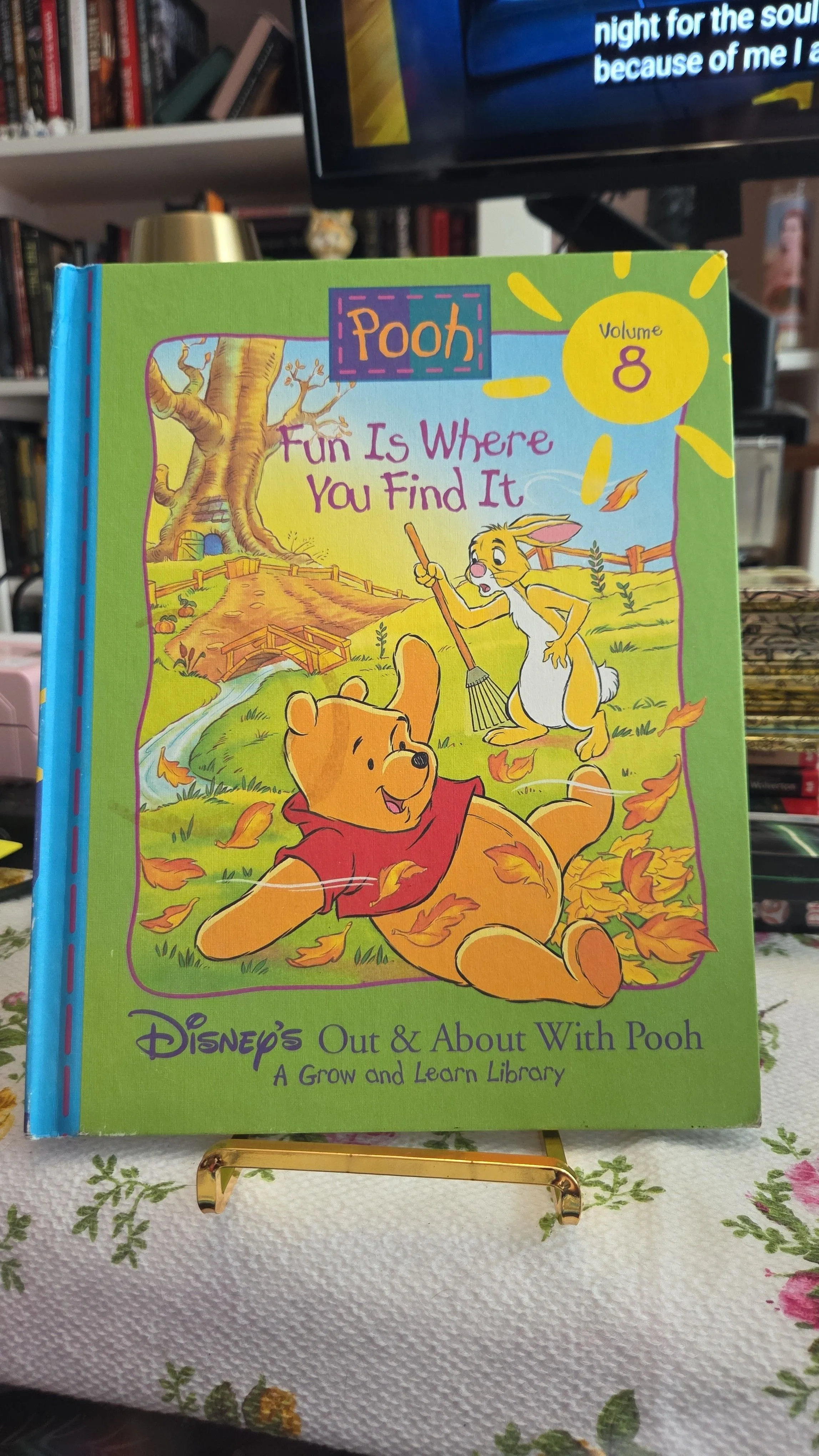 Product image for Pooh Bear - Fun Is Where You Find It
