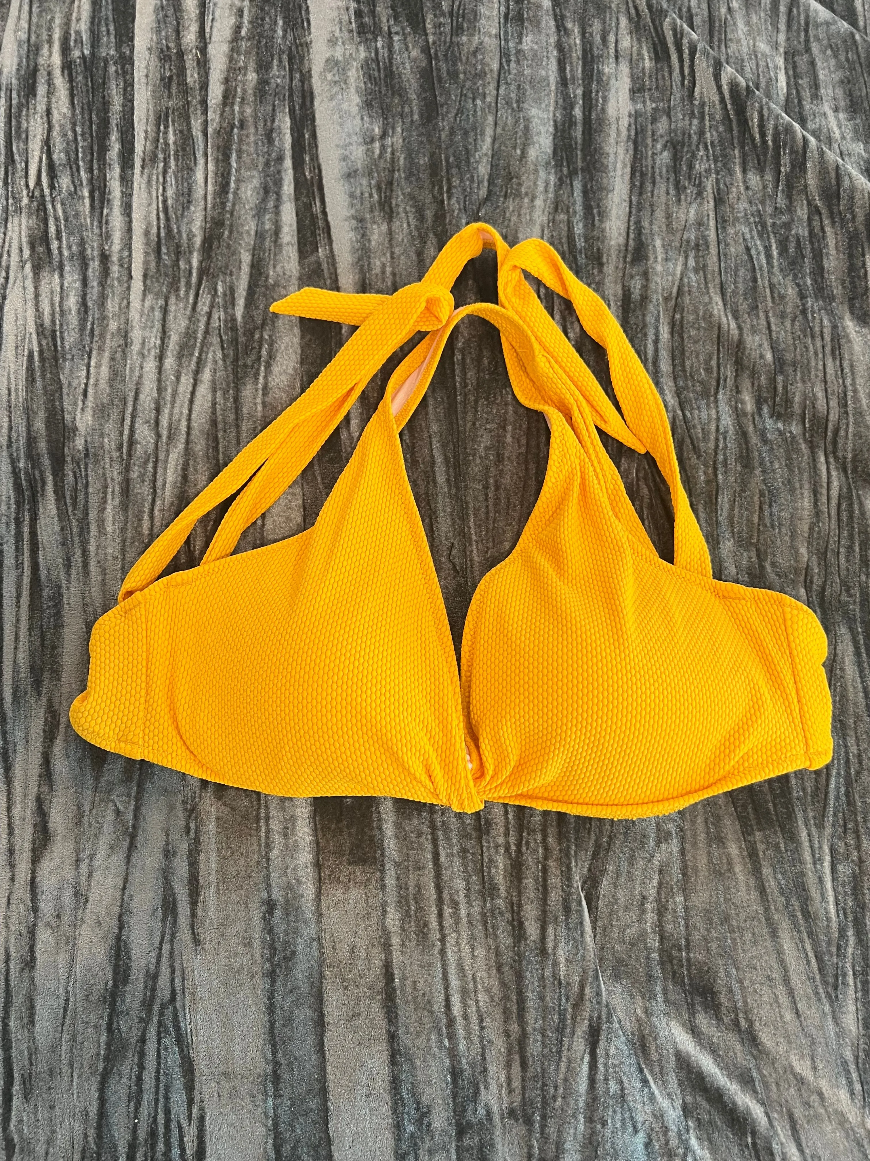Product image for Vibrant Yellow Bikini Top Size 34C by shade shore