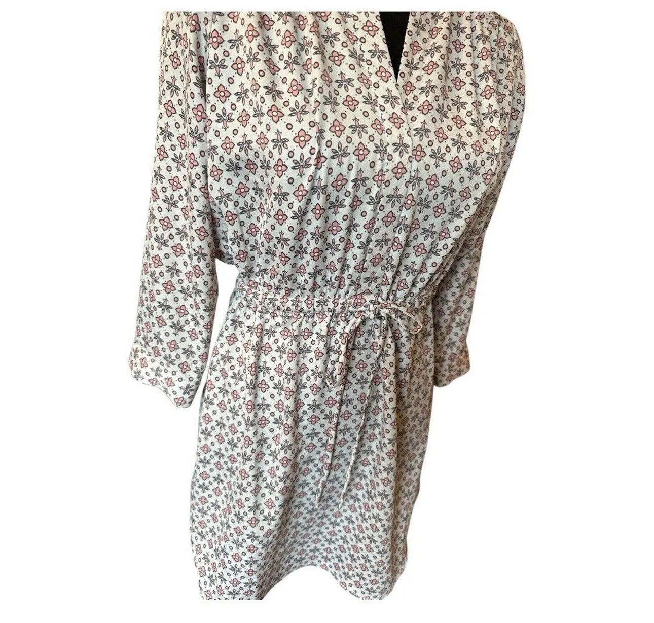 Listing Image Blurred Background
