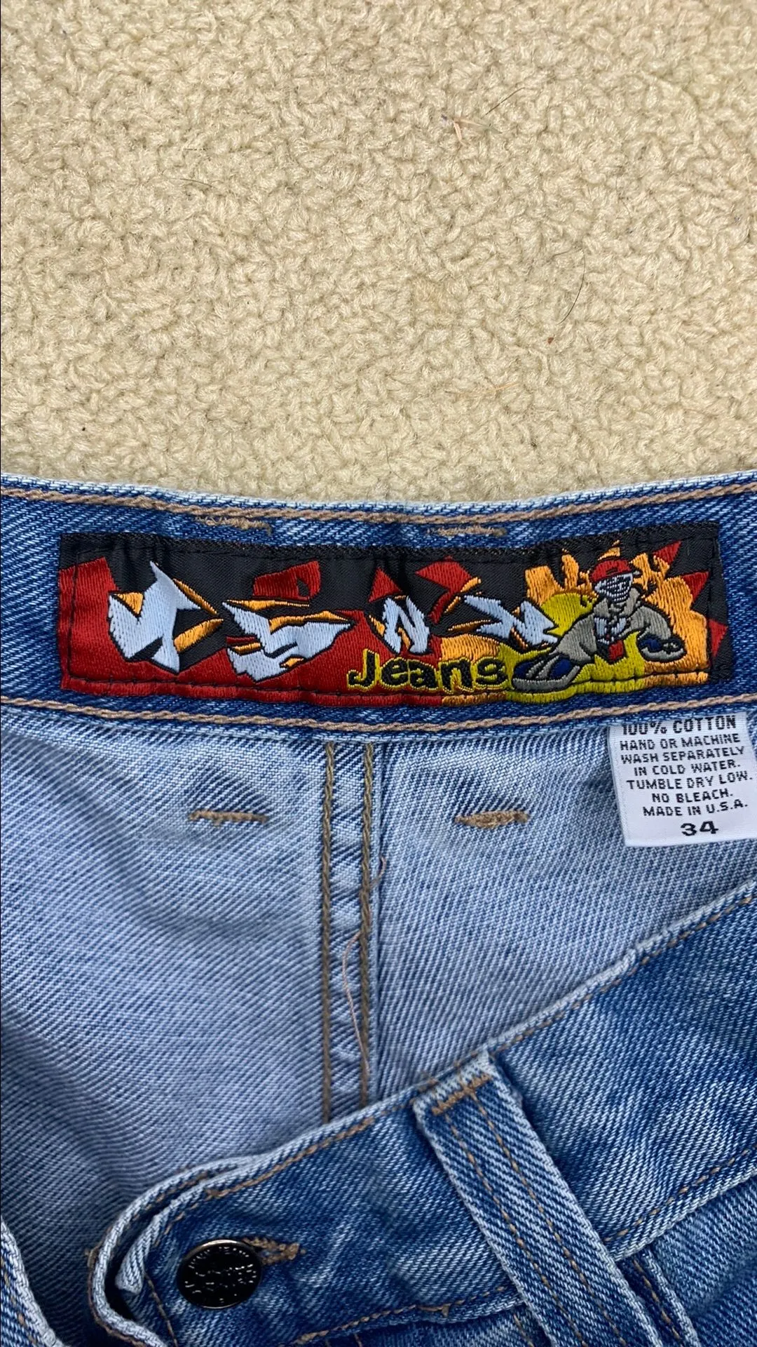 Listing Image Blurred Background