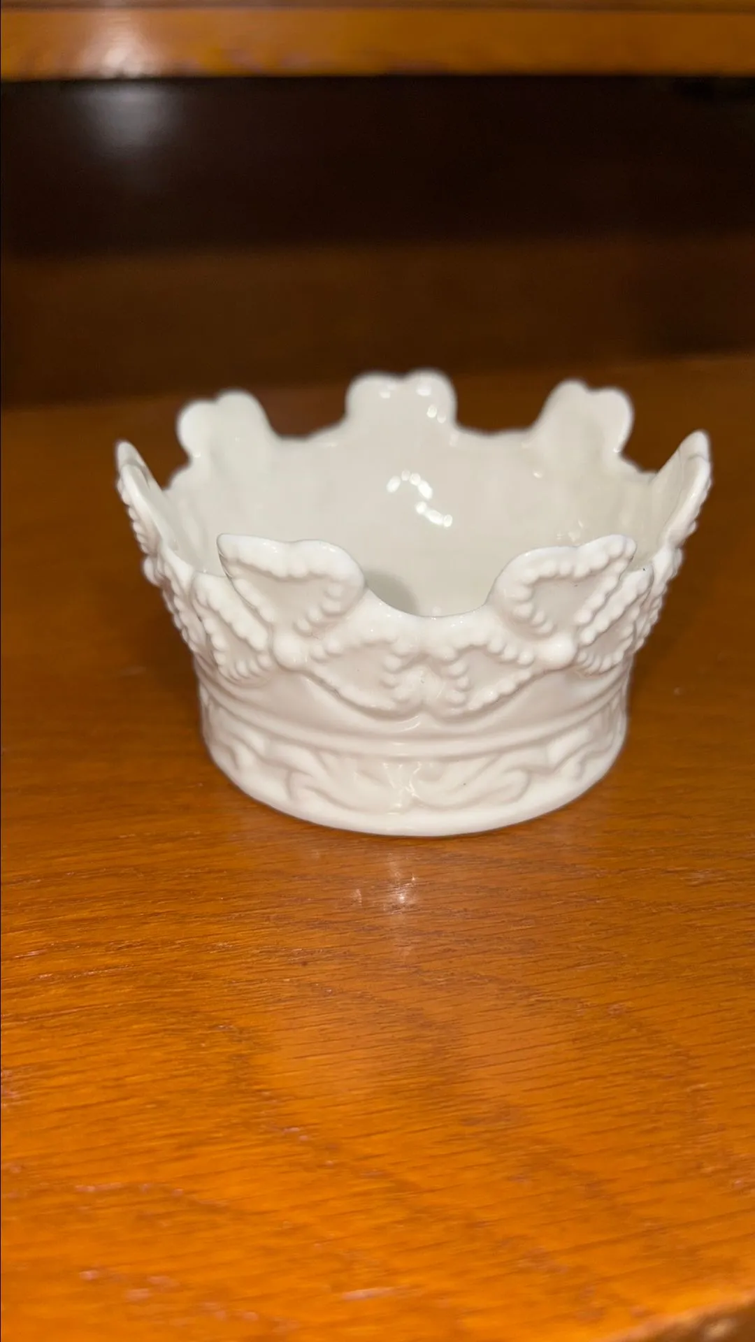Product image for 0Bcr Crown Ceramic Trinket dish round 4" diameter