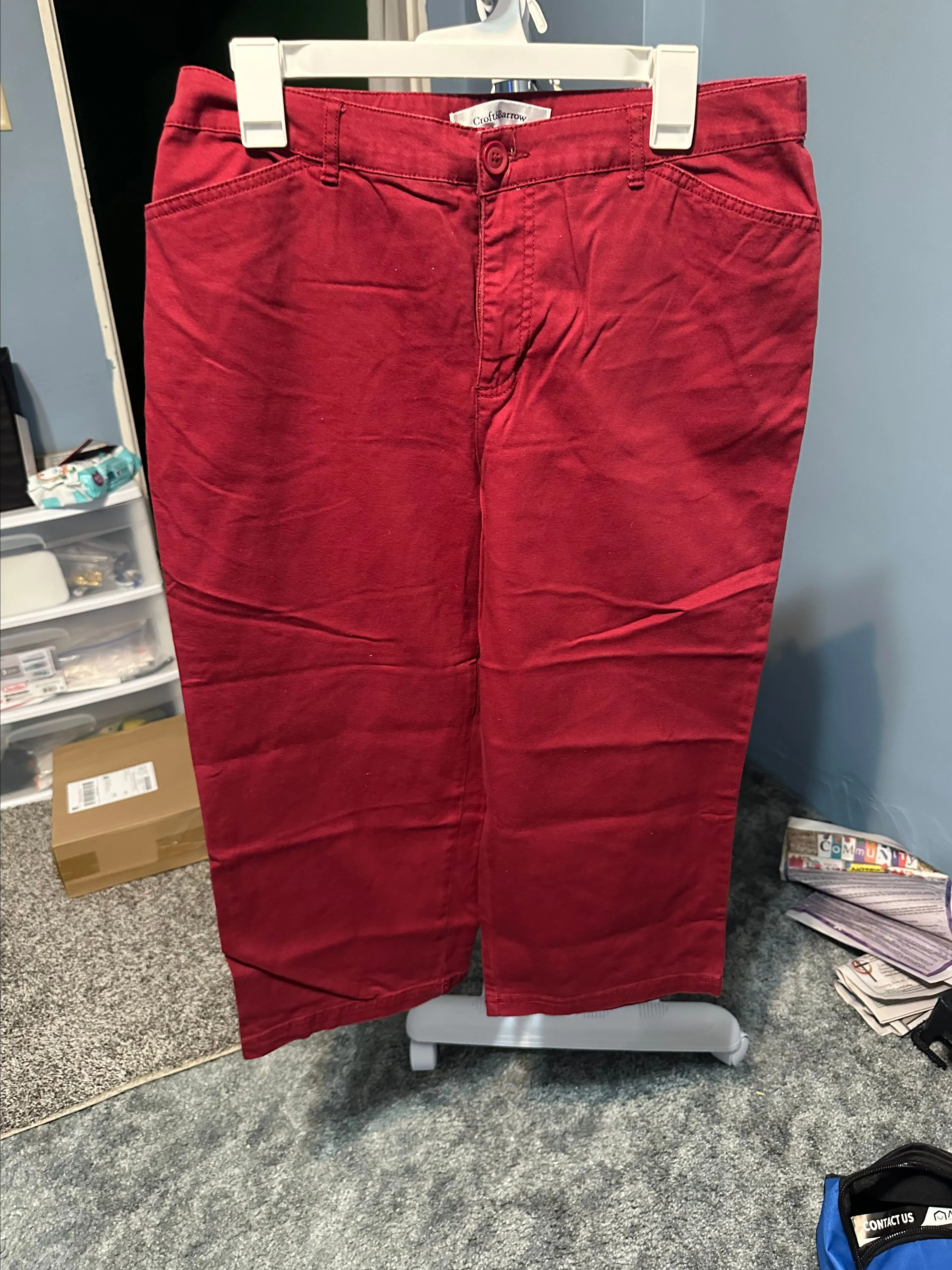 Product image for Women's Croft & Barrow Maroon Pants Cotton Capri Size 12