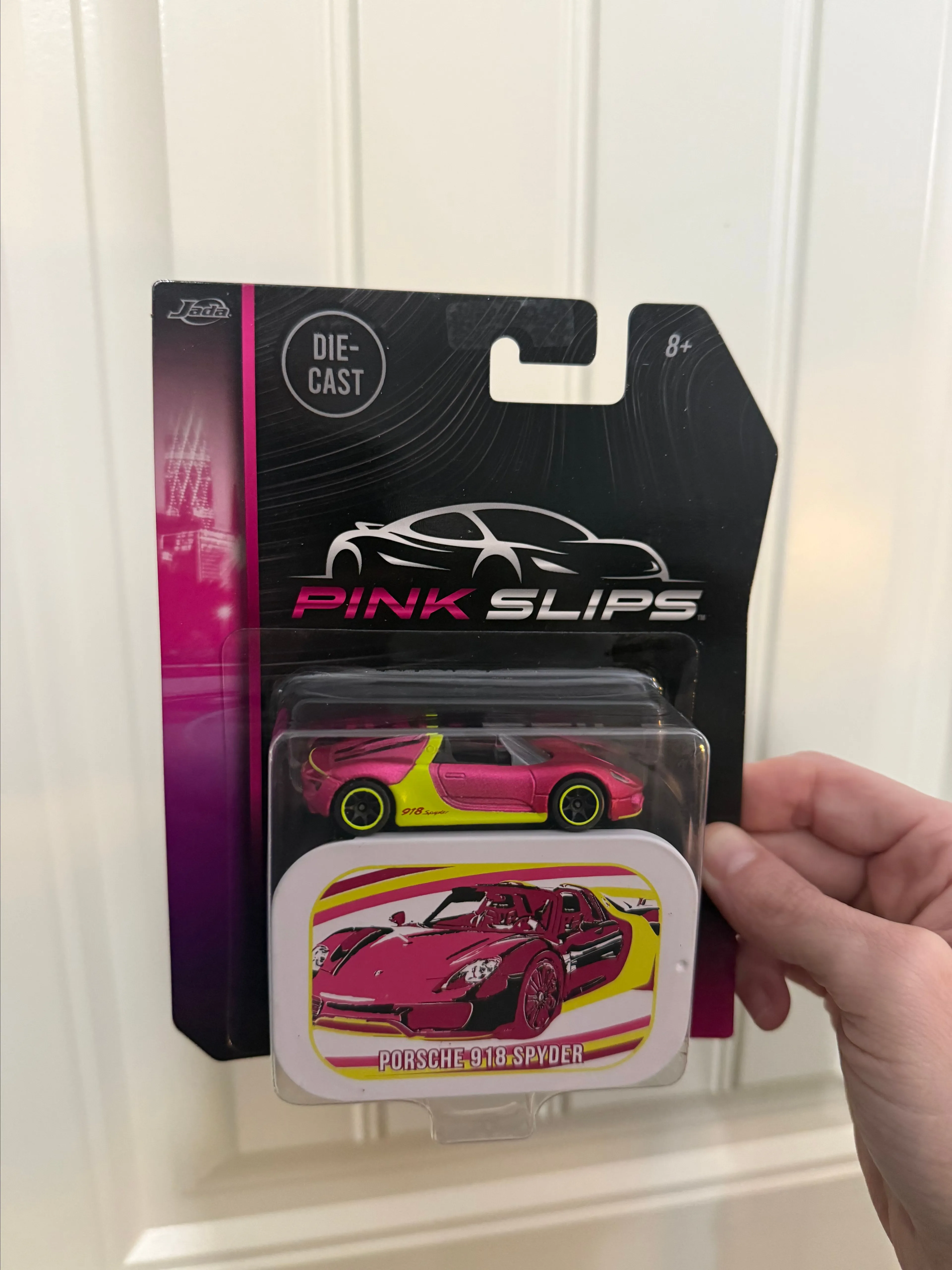 Product image for Jada: PINK SLIPS: PORSCHE 918 SPYDER in Pink With Collector Tin 1/64 Scale New
