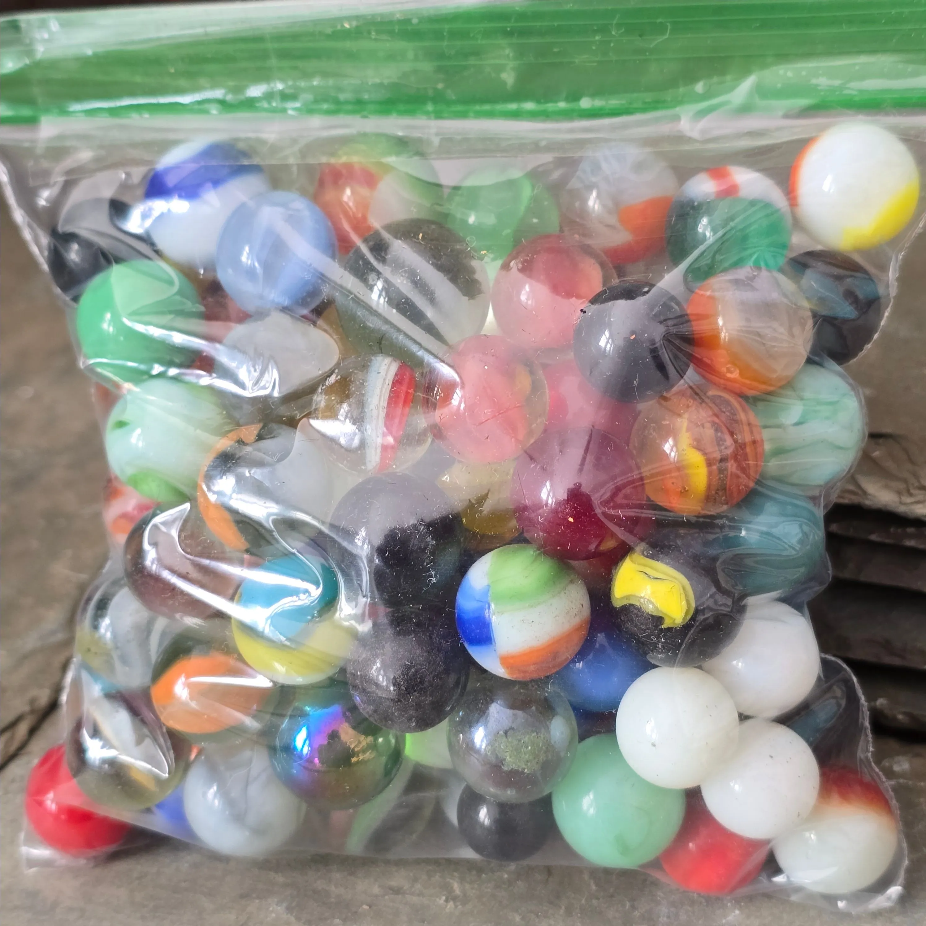Product image for 6AD. Lot of Vintage Estate Marbles Slag Glass Mixed At Least One Uranium Glow Marble Lot
