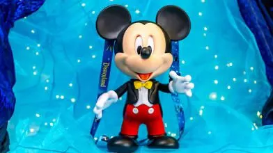 Product image for 1A 75th anniversary Miki popcorn bucket