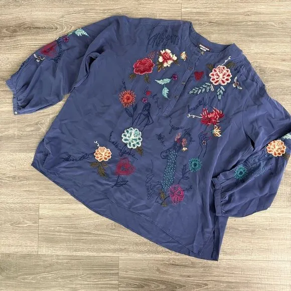 Product image for Johnny Was Workshop Lina Prairie Blue Embroidered Silk Blouse Women Size 2X