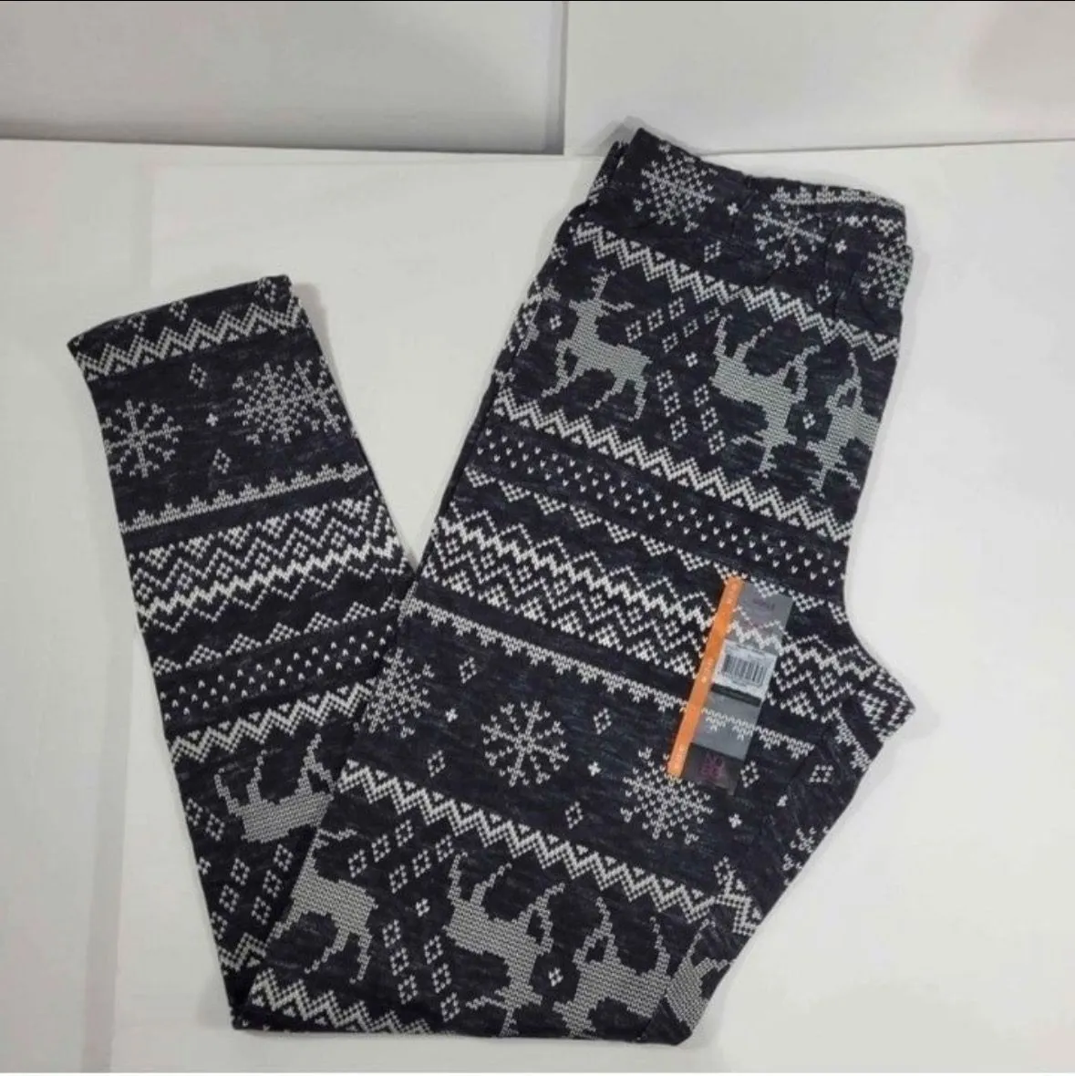 Product image for Womens/Juniors Size Medium 7-9 No Boundaries Reindeer Ankle Leggings