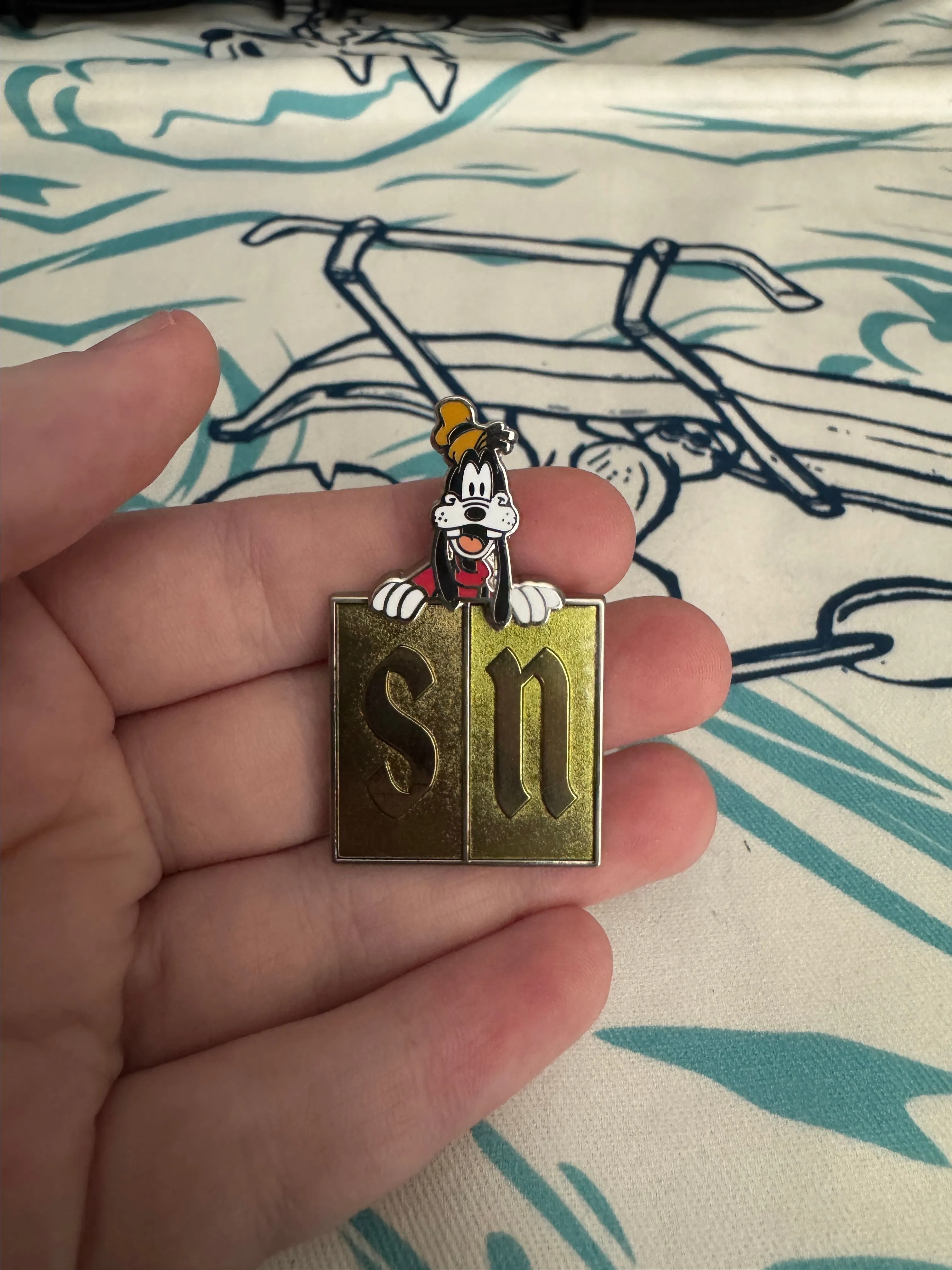 Product image for Disneyland Marquee A Walk in Walt's Footsteps Mystery LE 1500 Goofy Pin