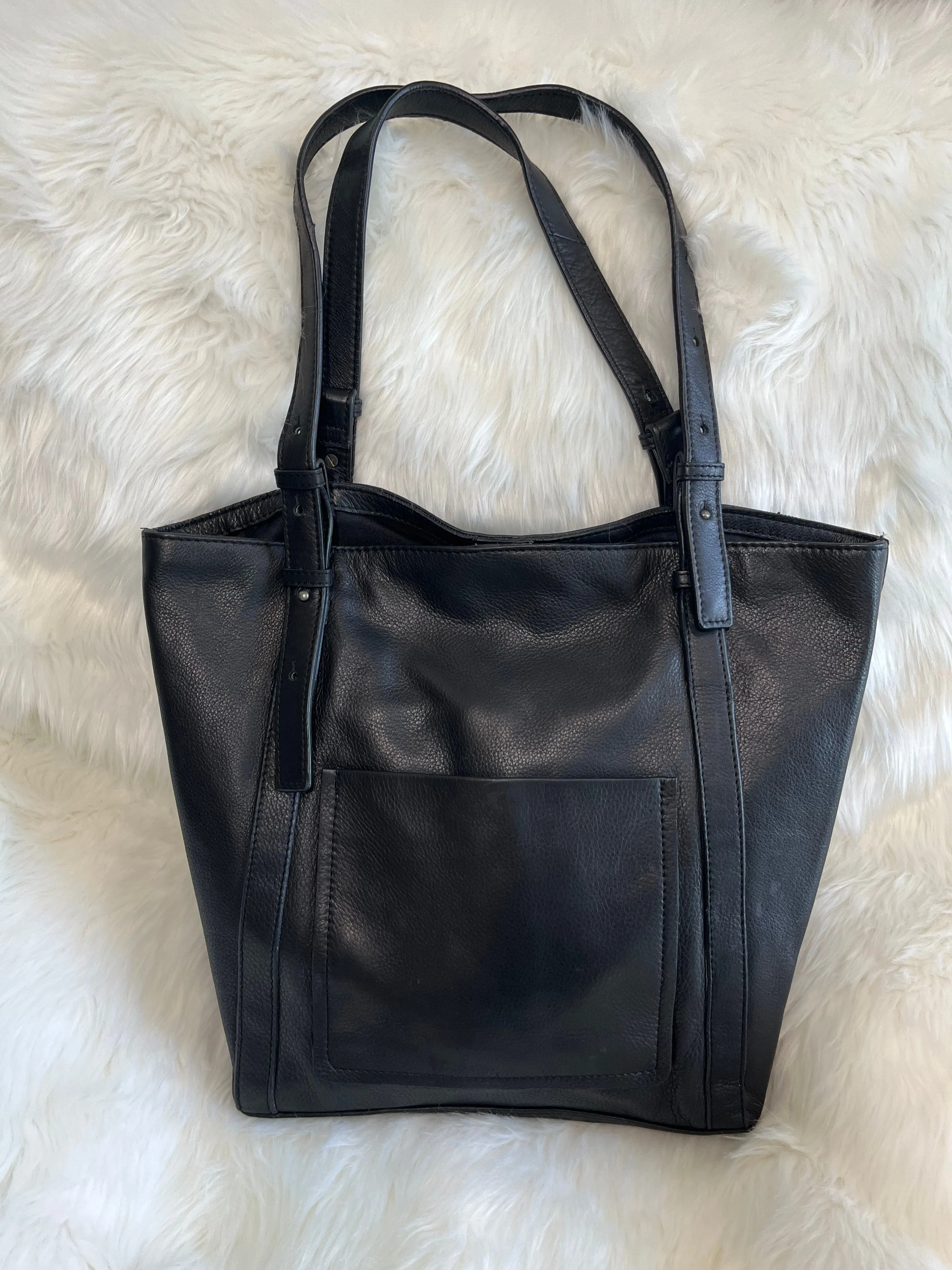 Product image for #30 LUCKY BRAND BLACK LEATHER SHOULDER BAG