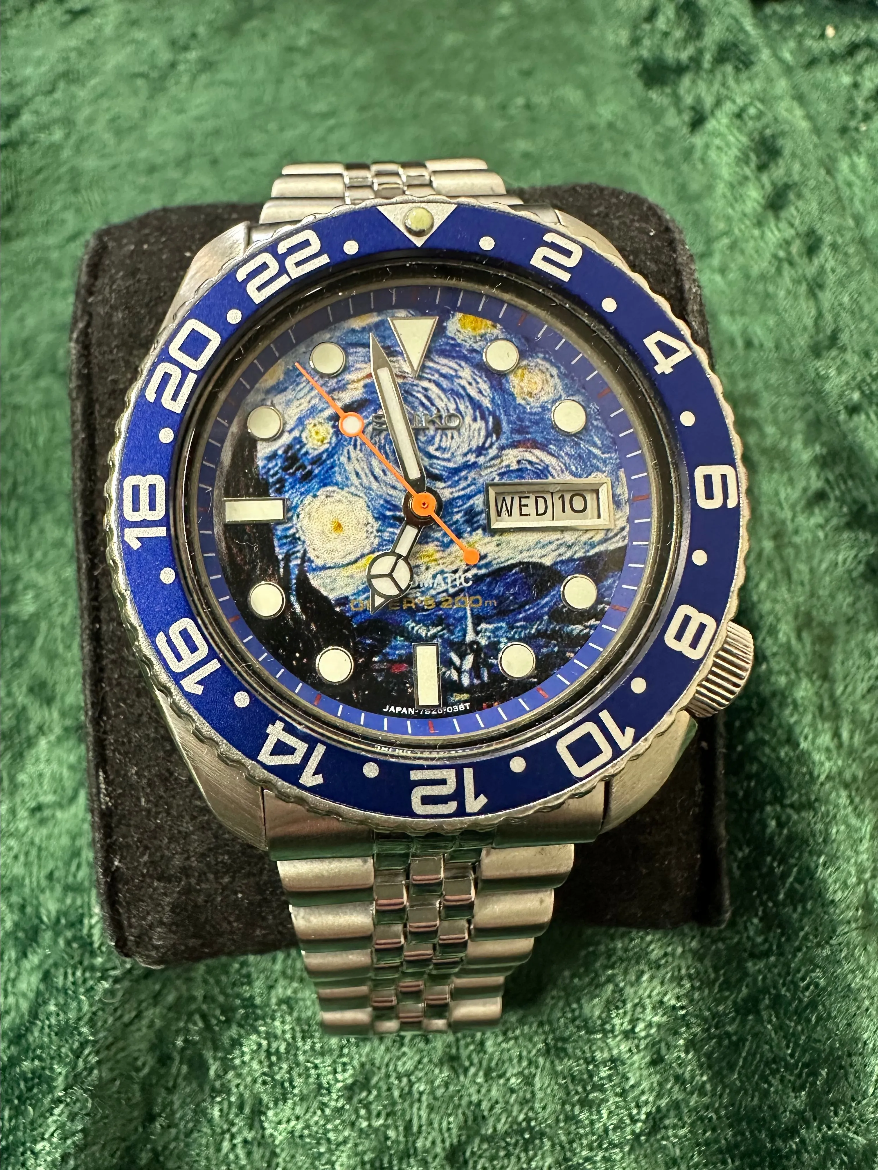 Product image for Men’s Seiko modified 1977 or 1987 automatic starry night divers dial day-date on 3 o’clock watch