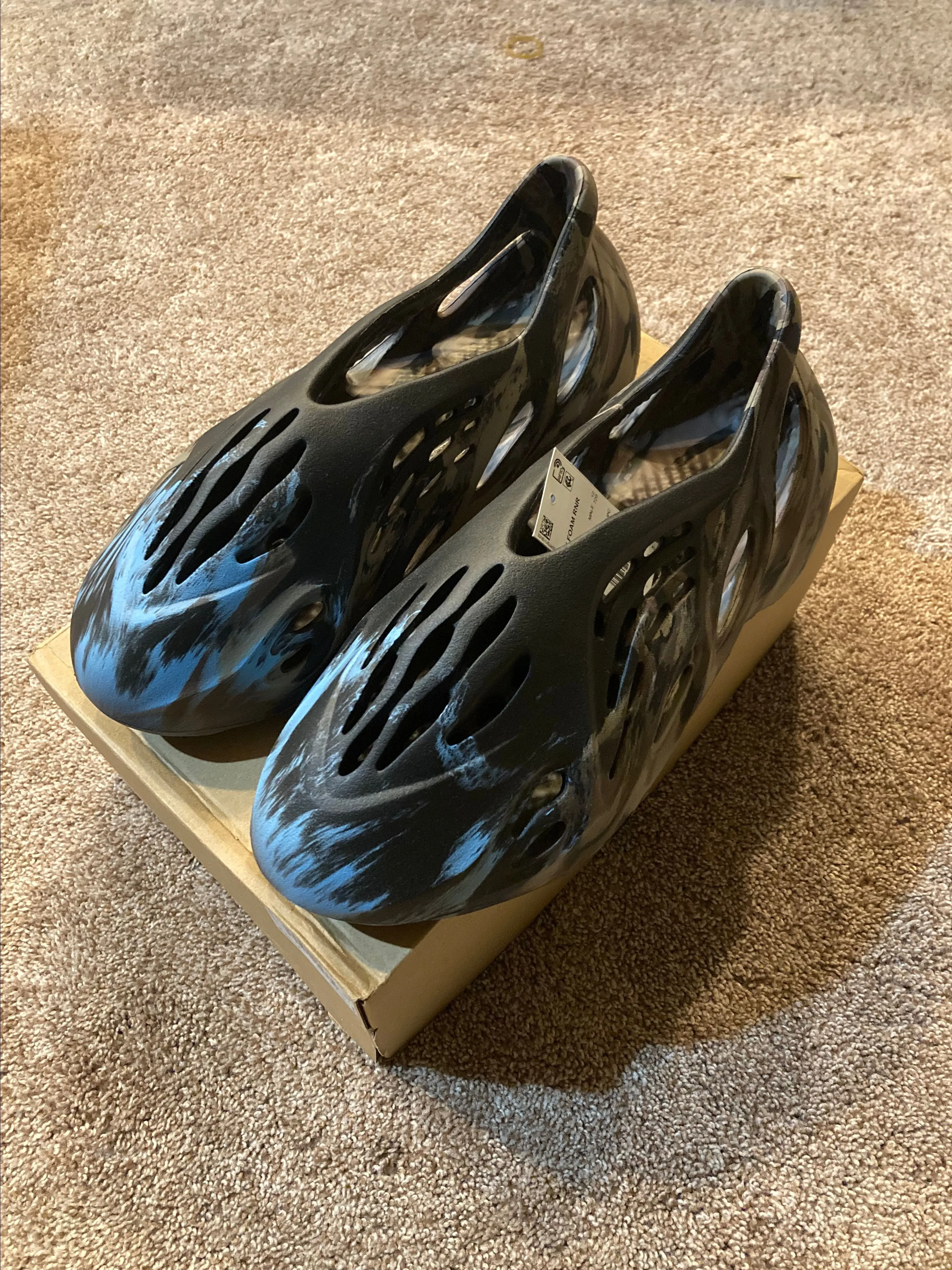 Product image for Yeezy foam rnnr mx cinder sz 12 ds