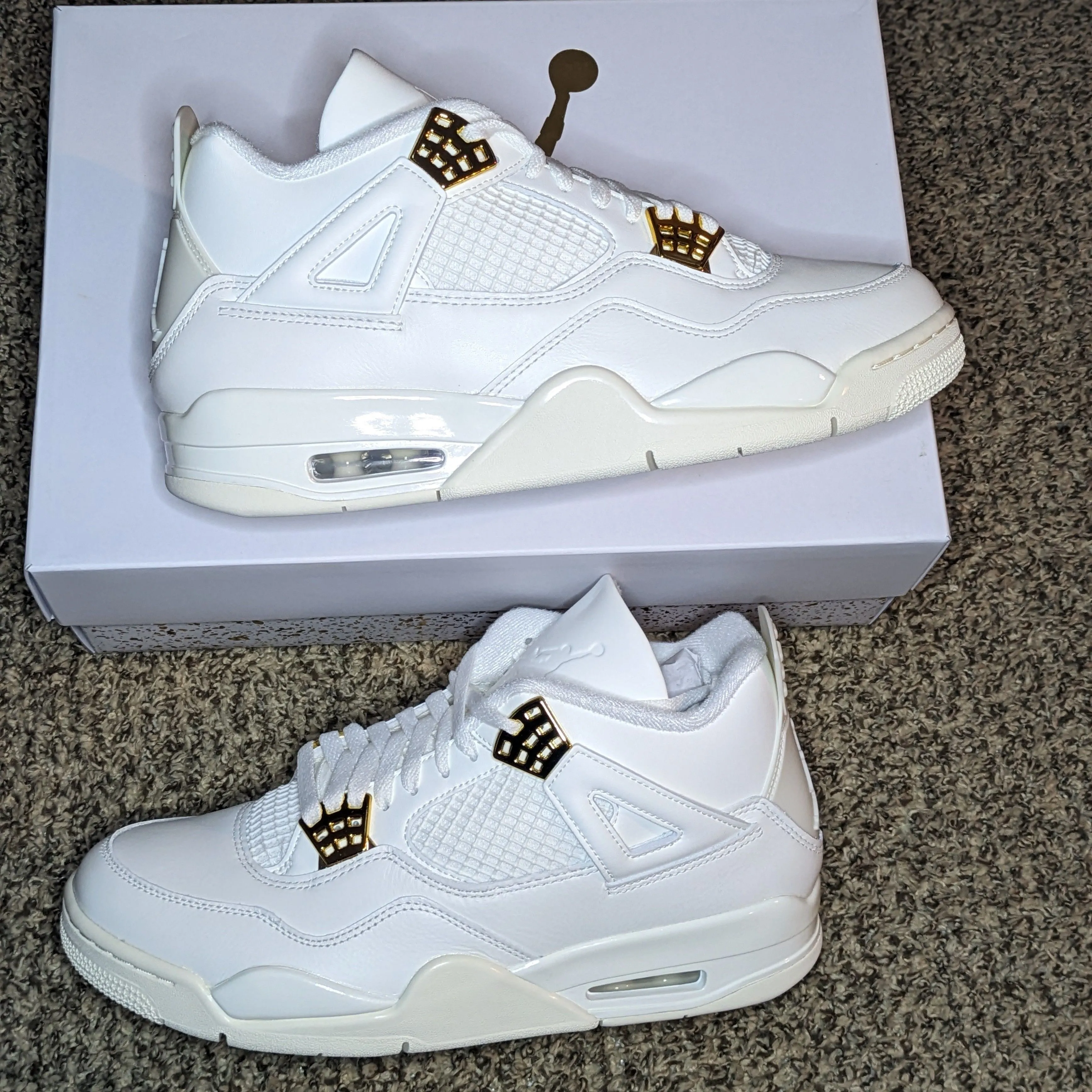 Product image for Air Jordan 4 white Gold size 10.5w/9m