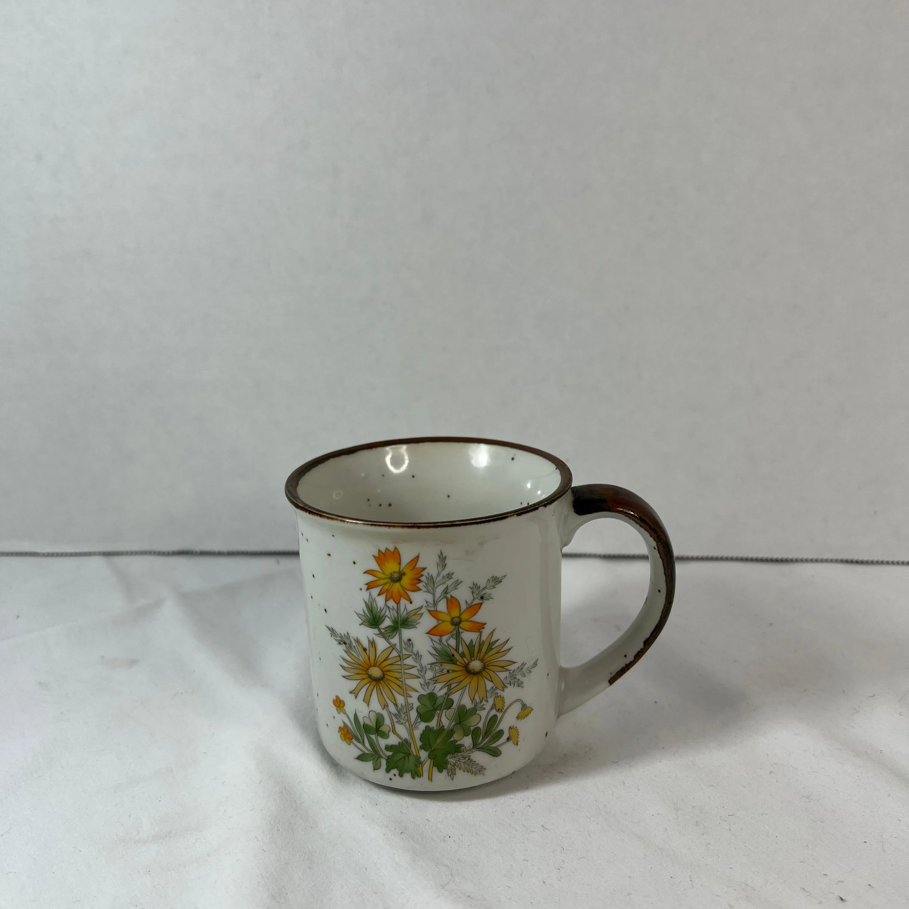 Product image for Mug - Vintage Floral Stoneware Mug