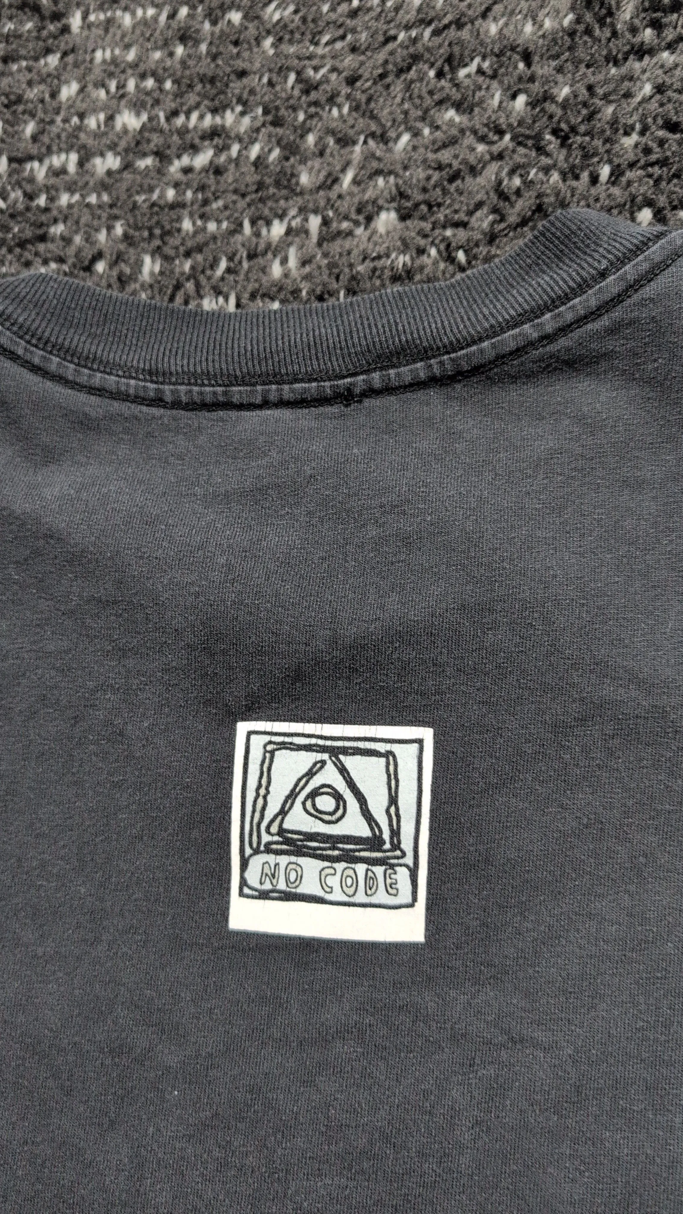 Listing Image Blurred Background