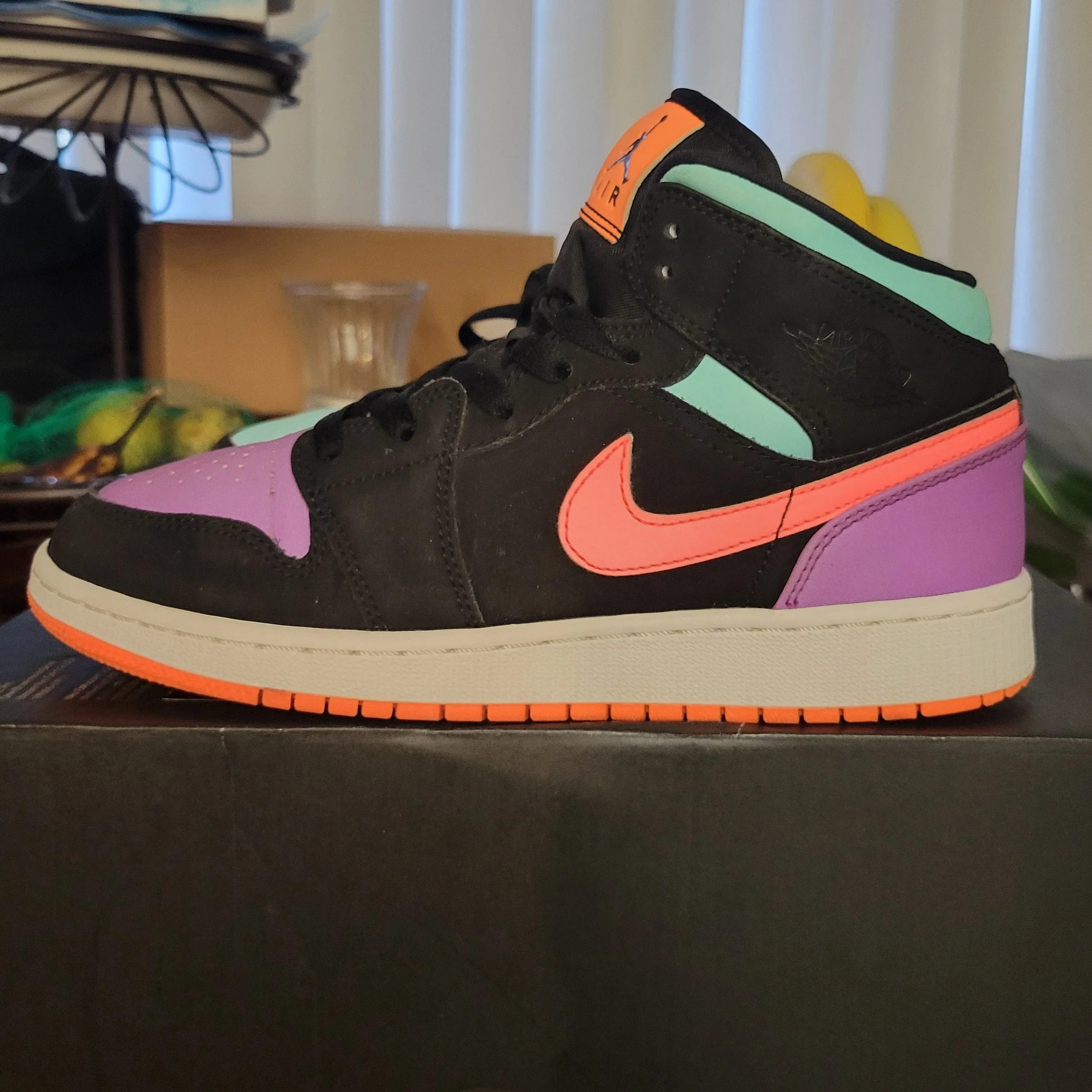 nike air jordan 1 mid candy