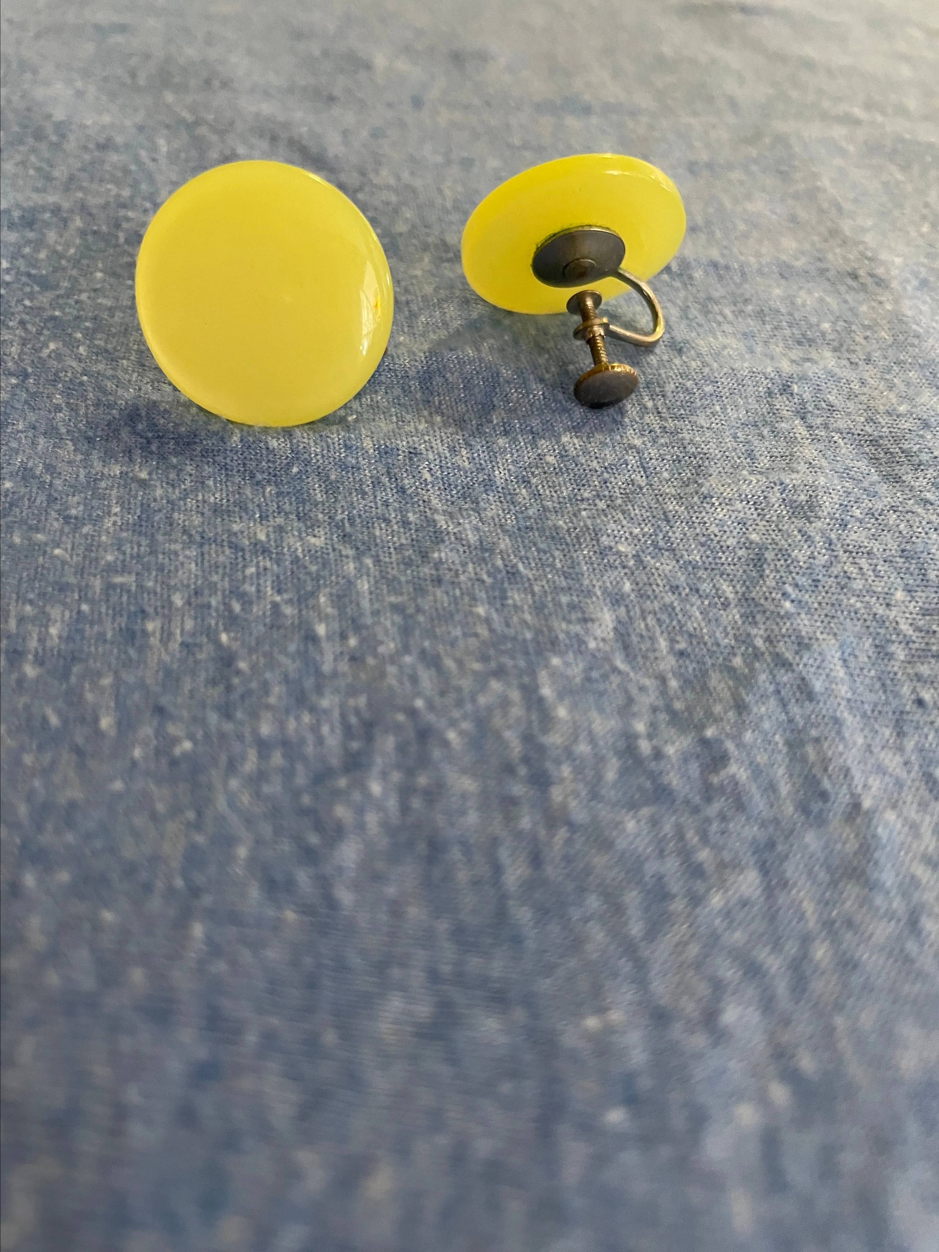 Product image for Vintage yellow screwback earrings MSRP $7￼