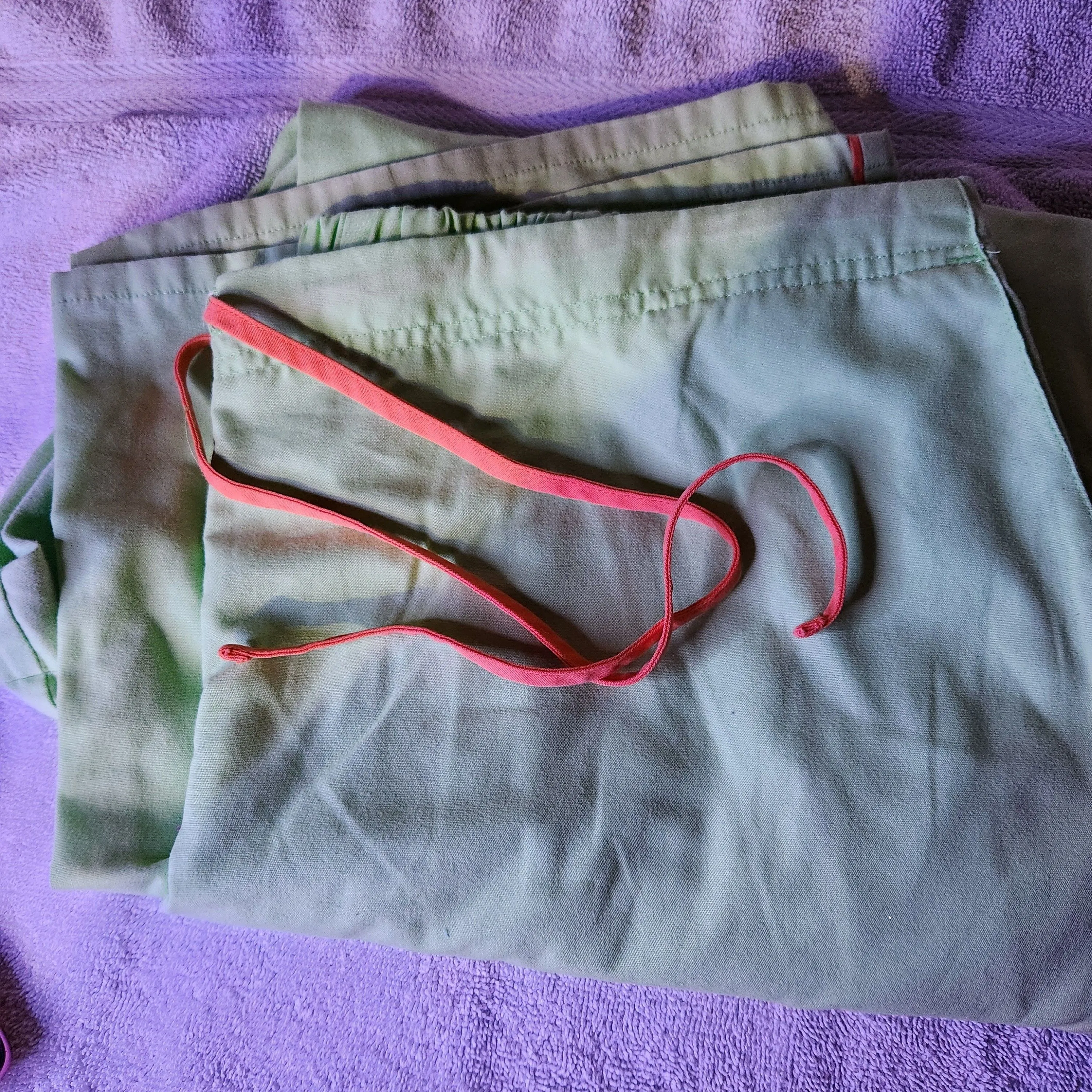 Product image for 57. SCRUBS nursing bottoms