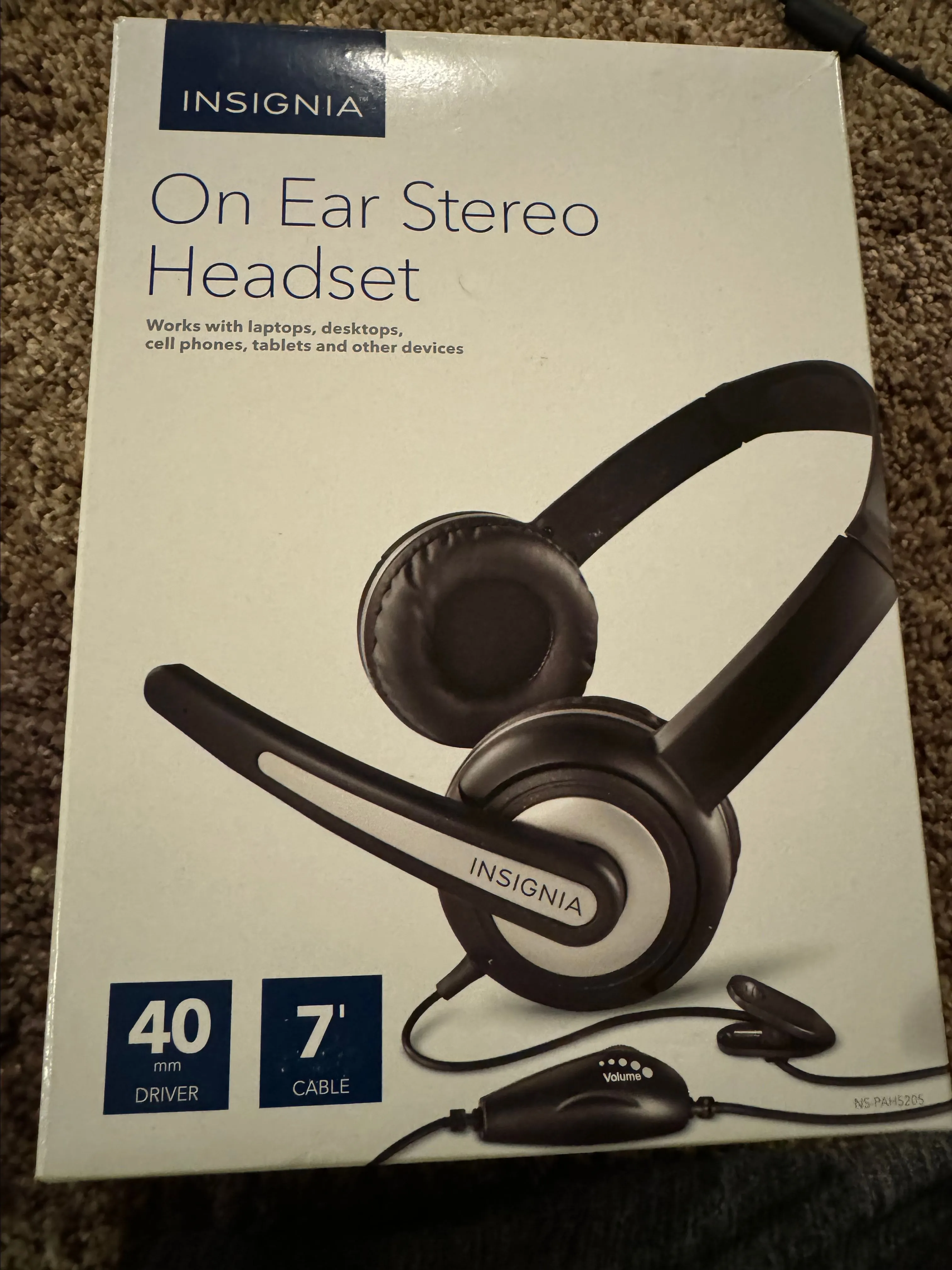 Product image for Insignia On Ear Stereo Headset